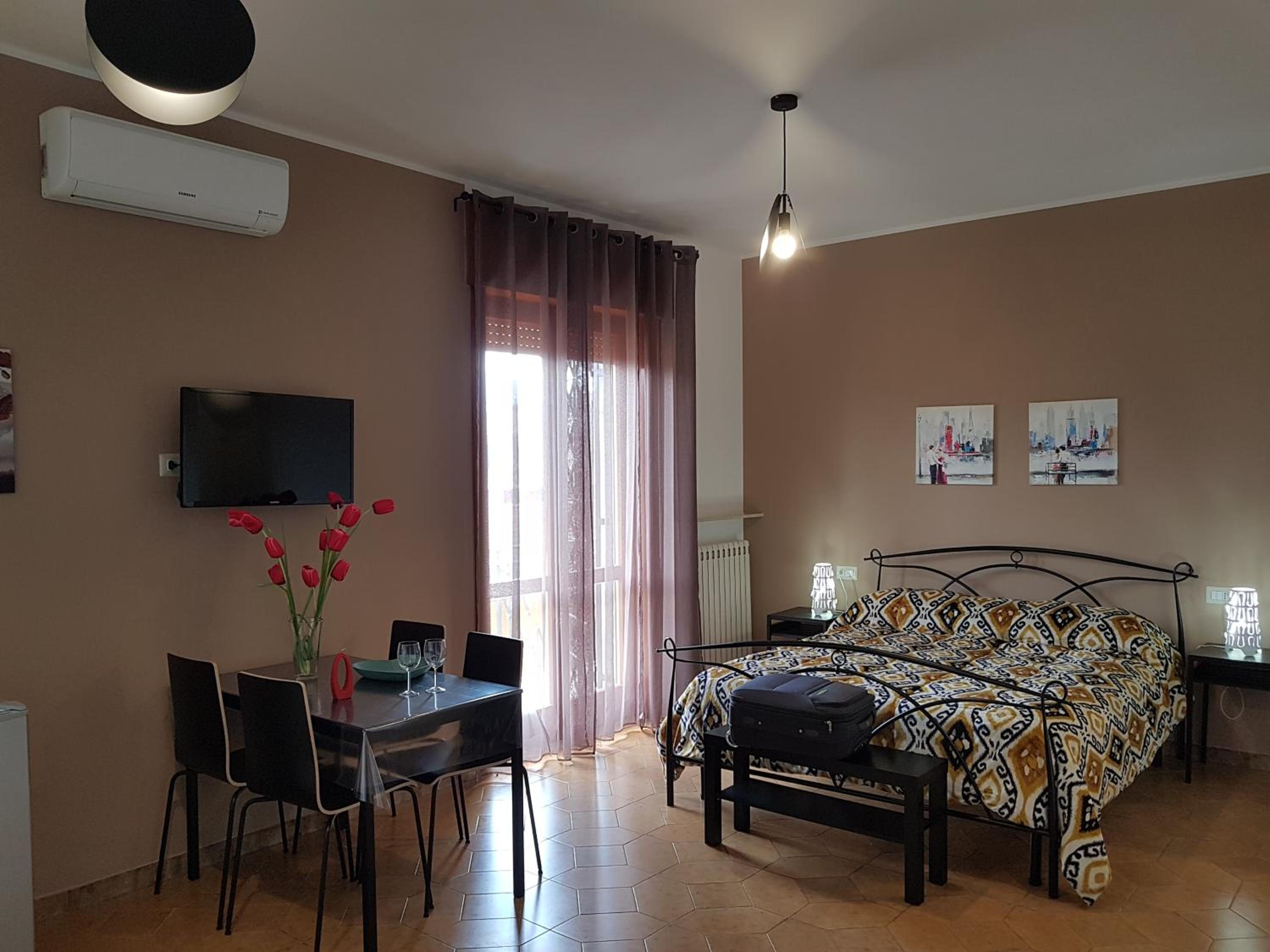 Studio Apartment