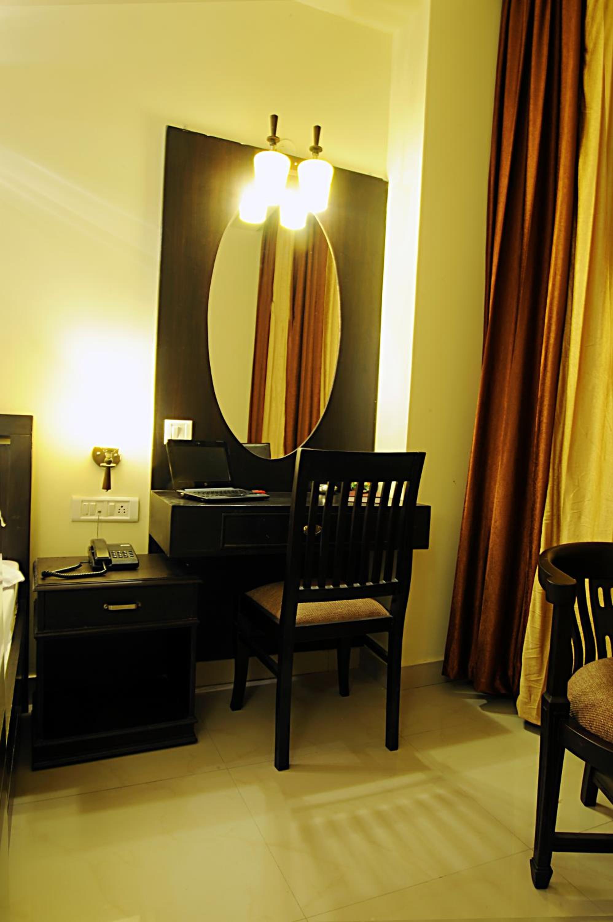 Luxury Triple Room photo 3