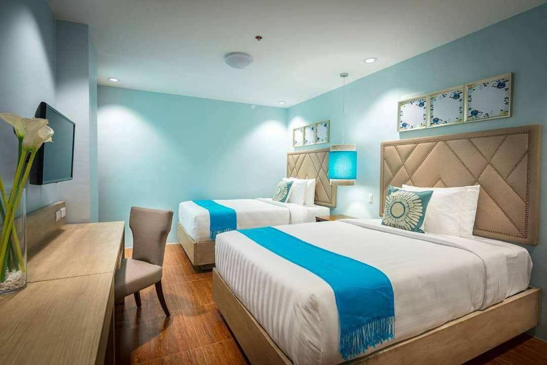 Deluxe Double Room with Breakfast for 2 photo 2