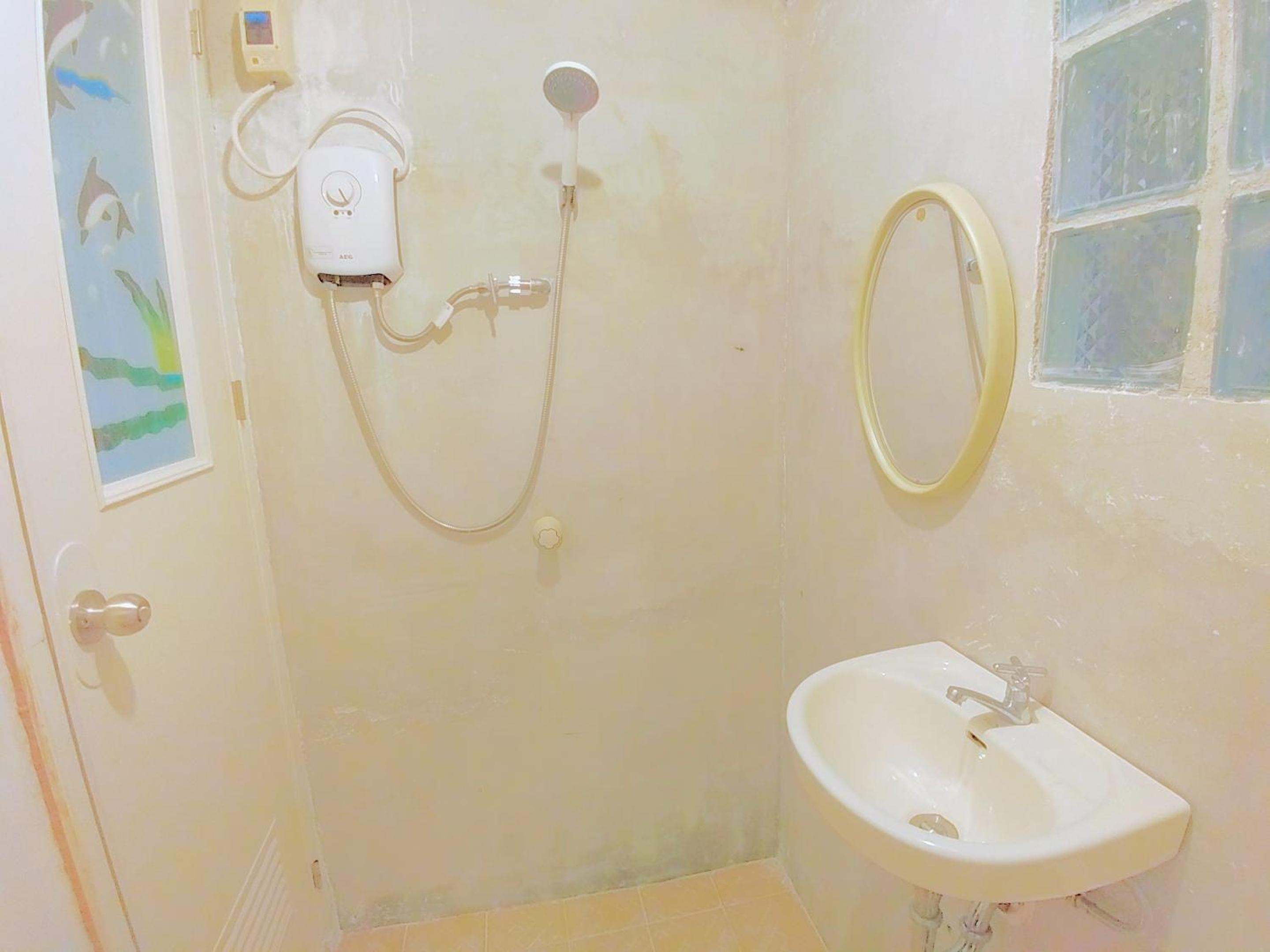Deluxe Double Room with Balcony and Sea View - Photo 8