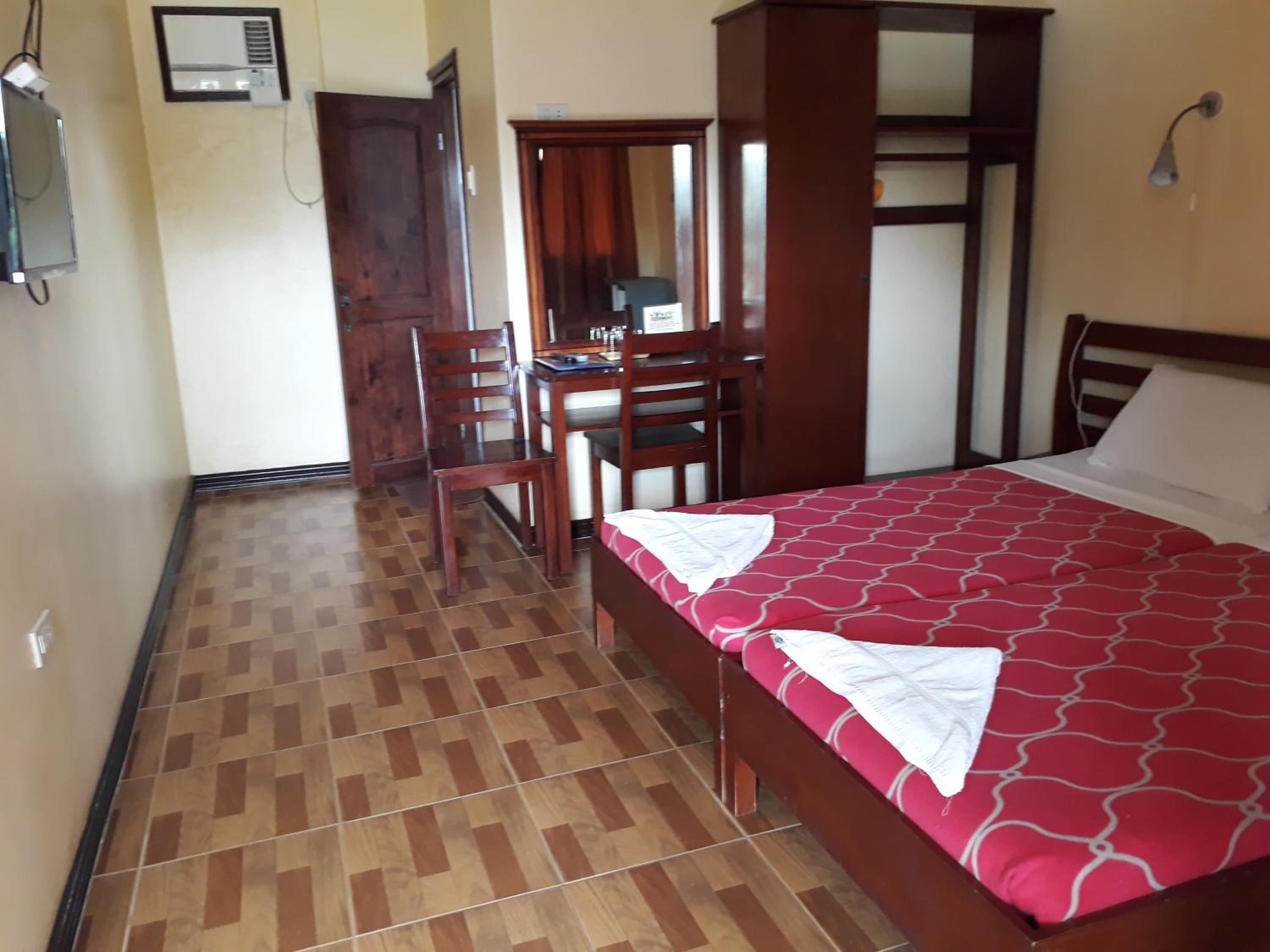 Standard Double or Twin Room with Window