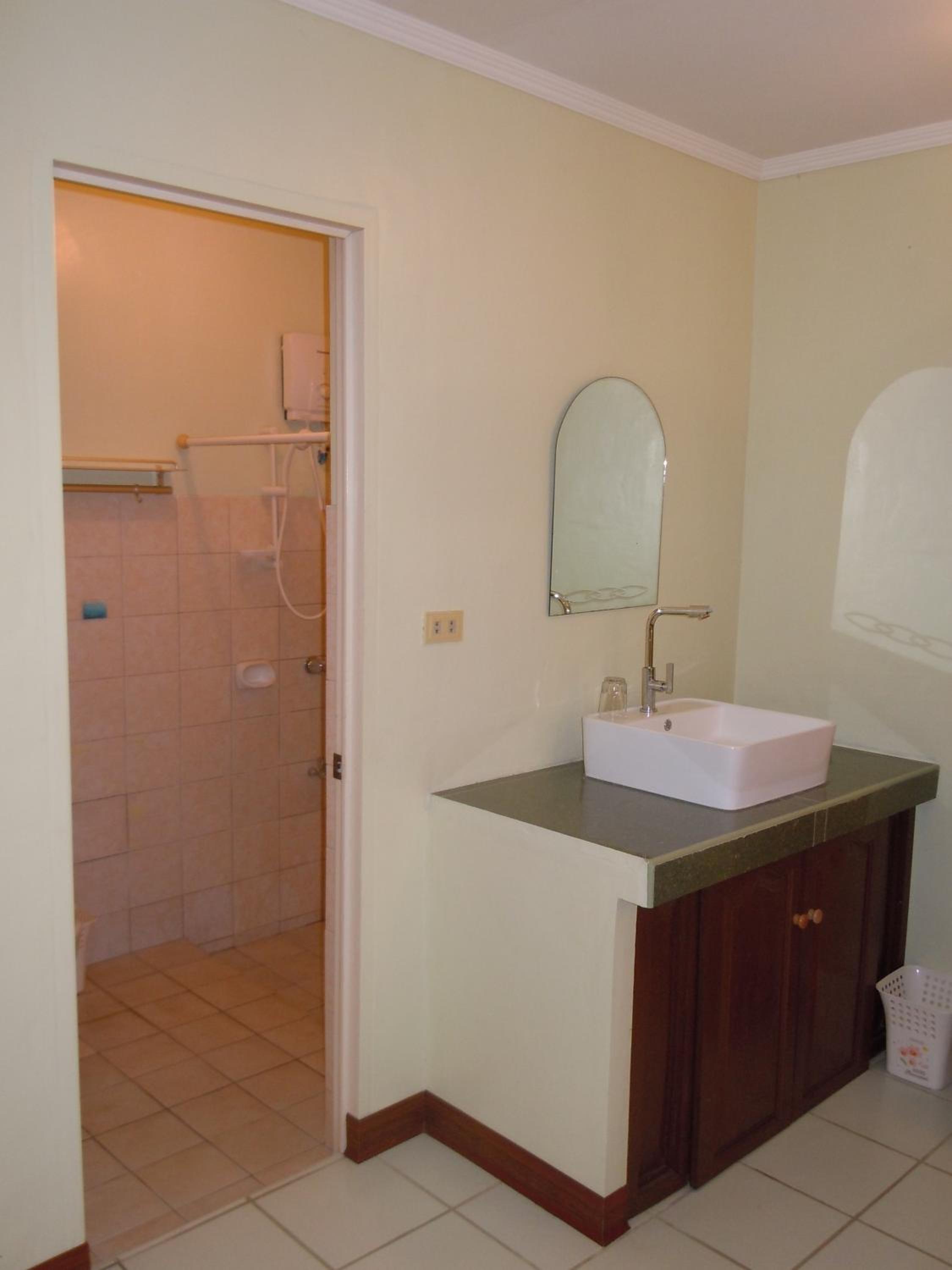 Deluxe Double Room with Garden View photo 2