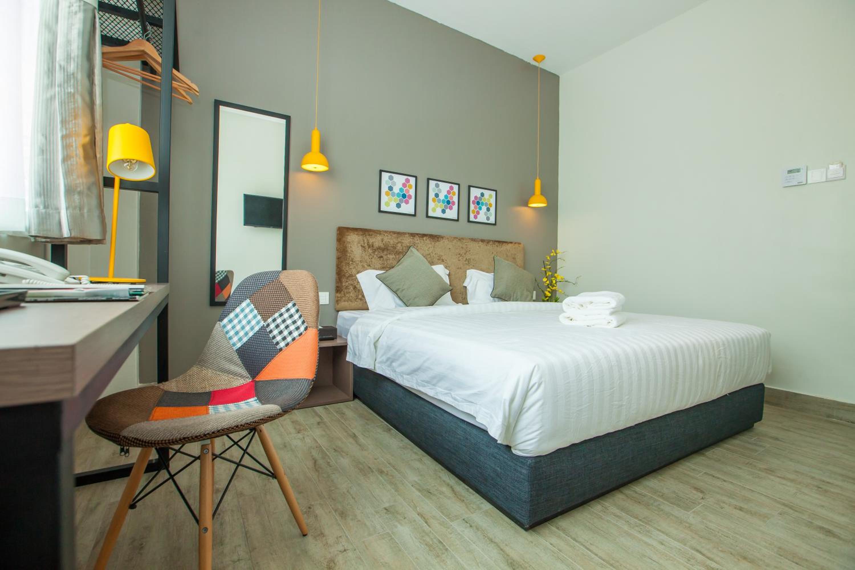 Deluxe King Room