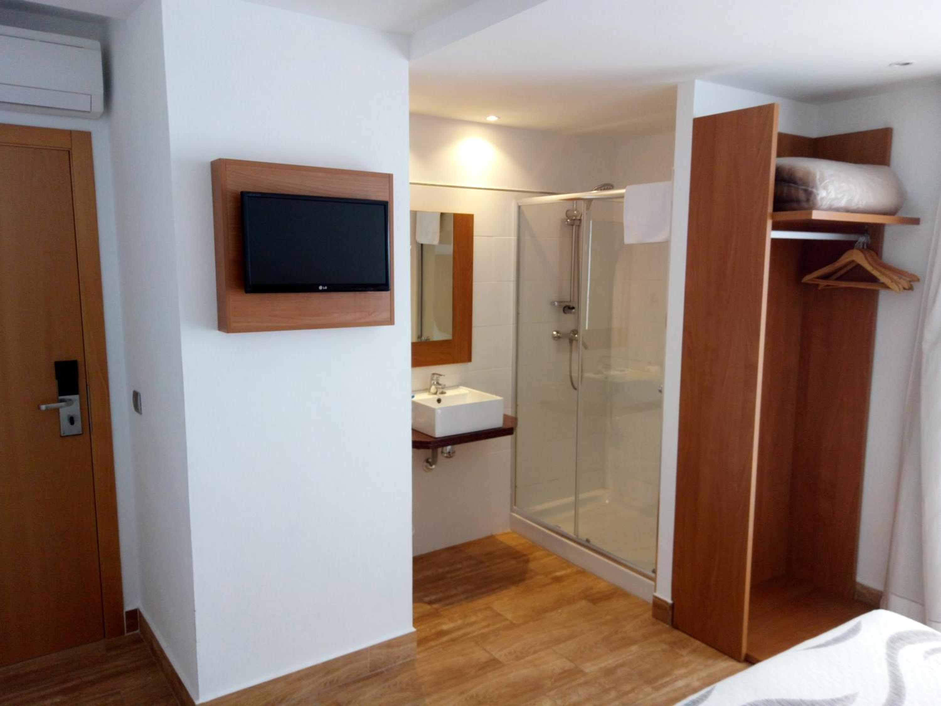 King Room with Balcony photo 2