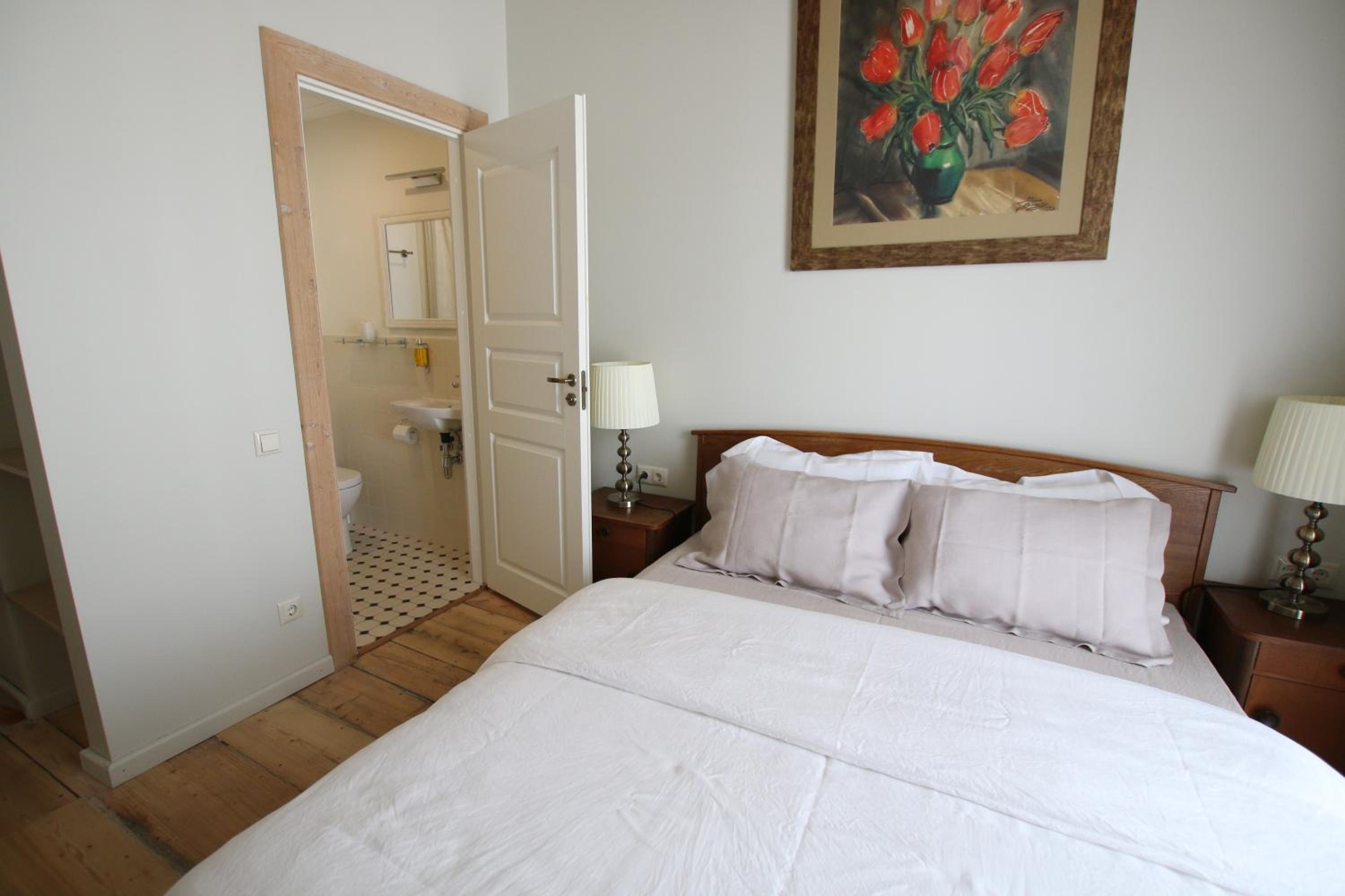 Double Room with Balcony - Photo 1