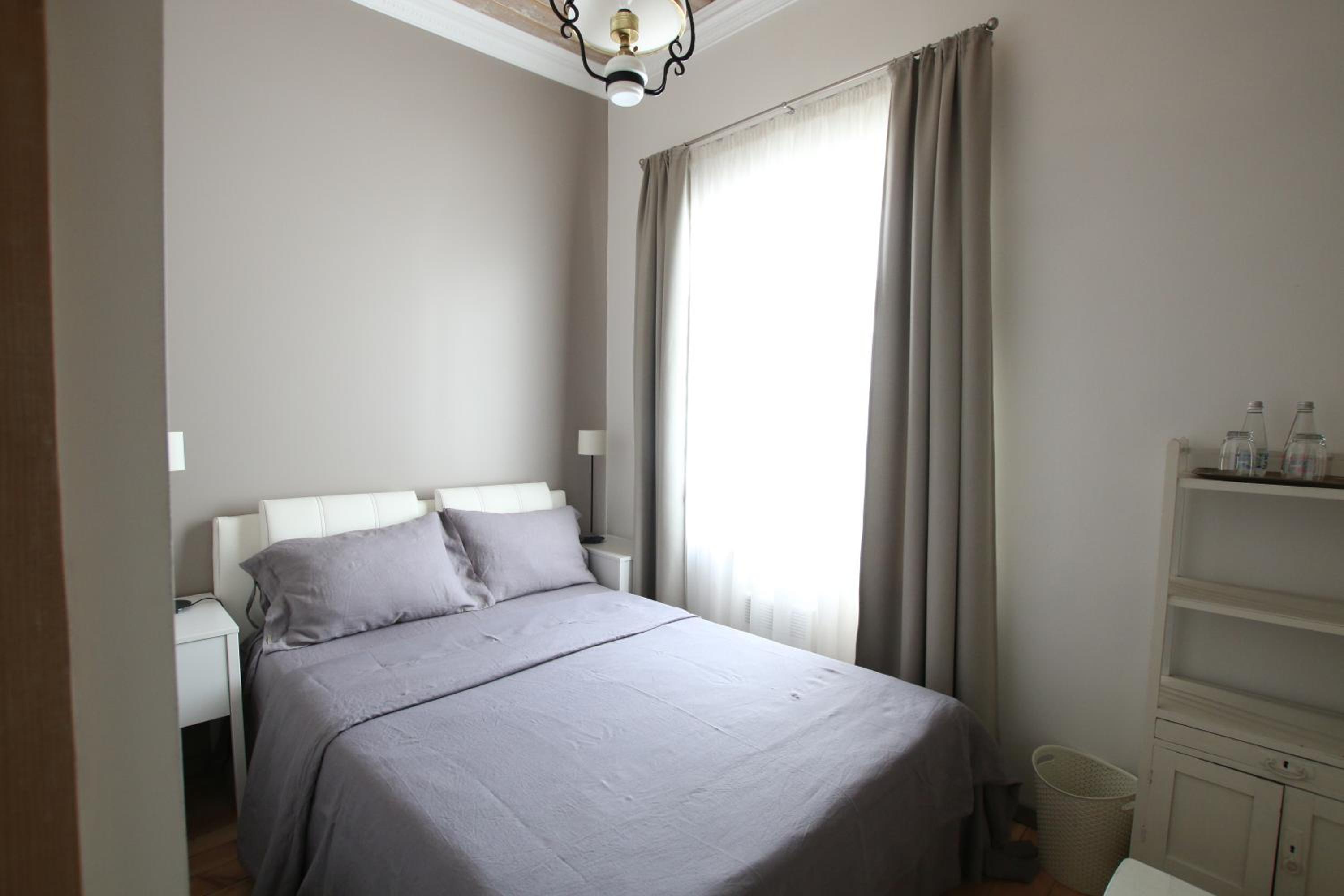 Standard Family Room - Photo 3