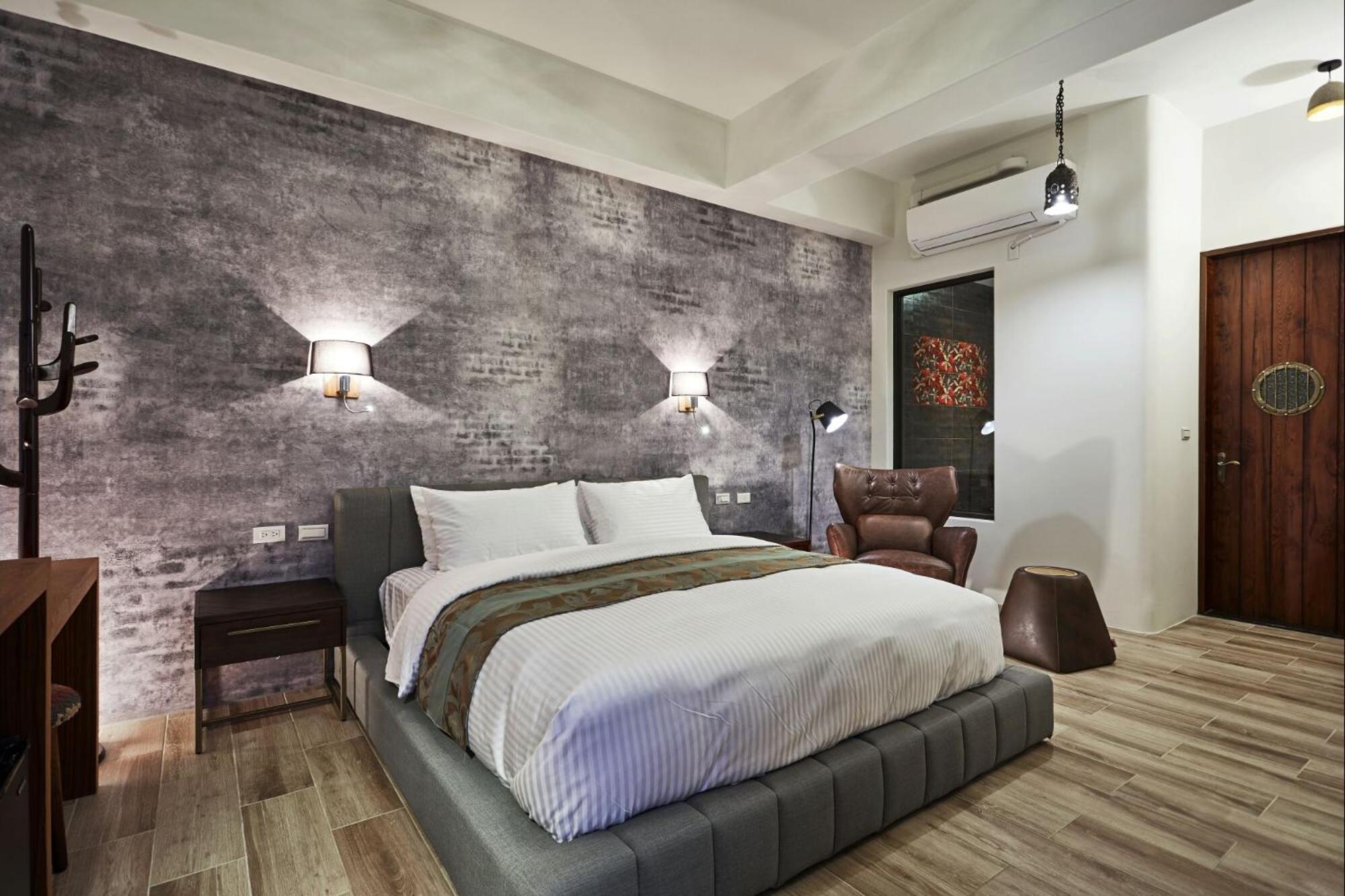 Deluxe Double Room with Balcony