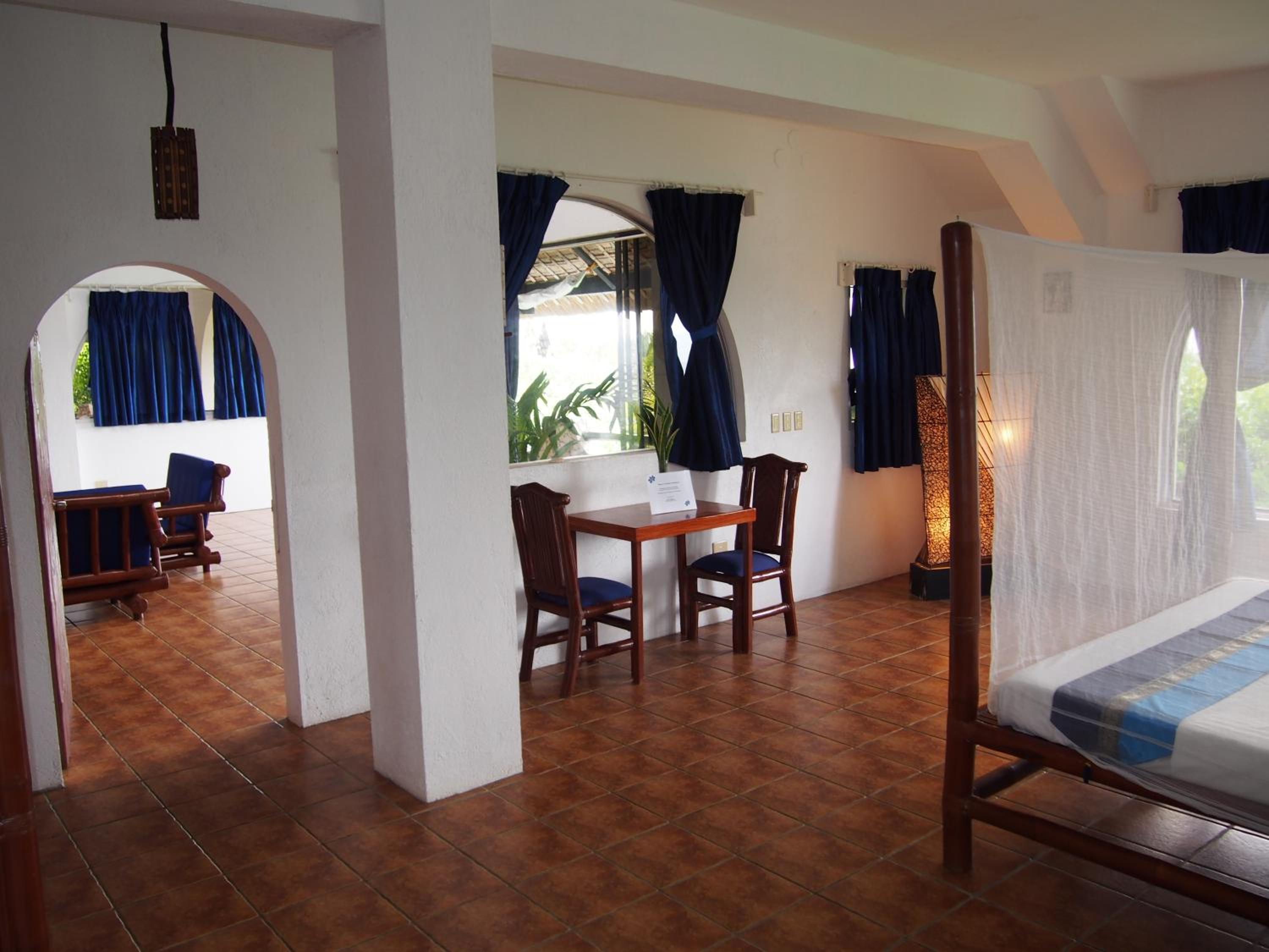 Honeymoon Suite photo 2