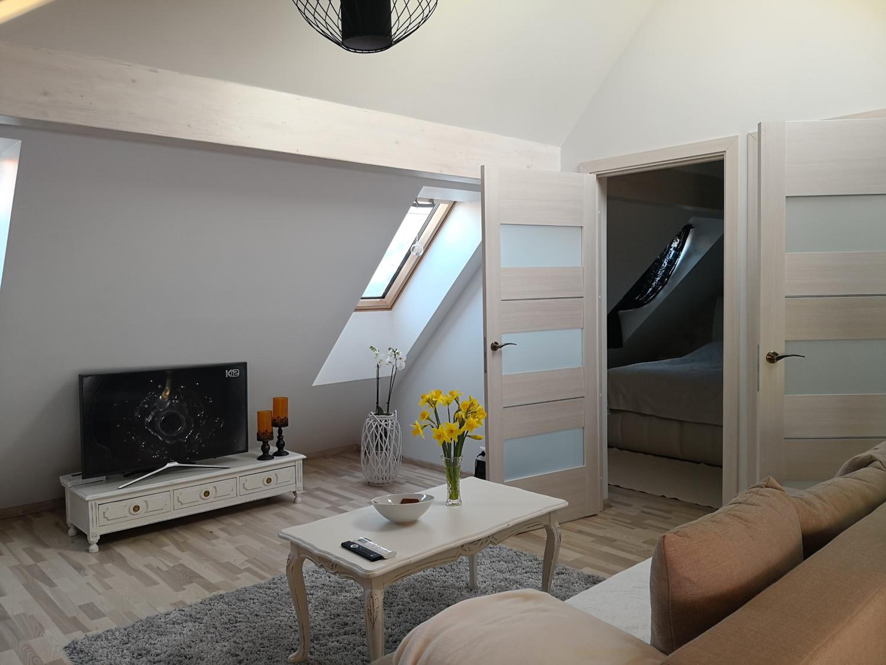Two-Bedroom Apartment - Photo 31
