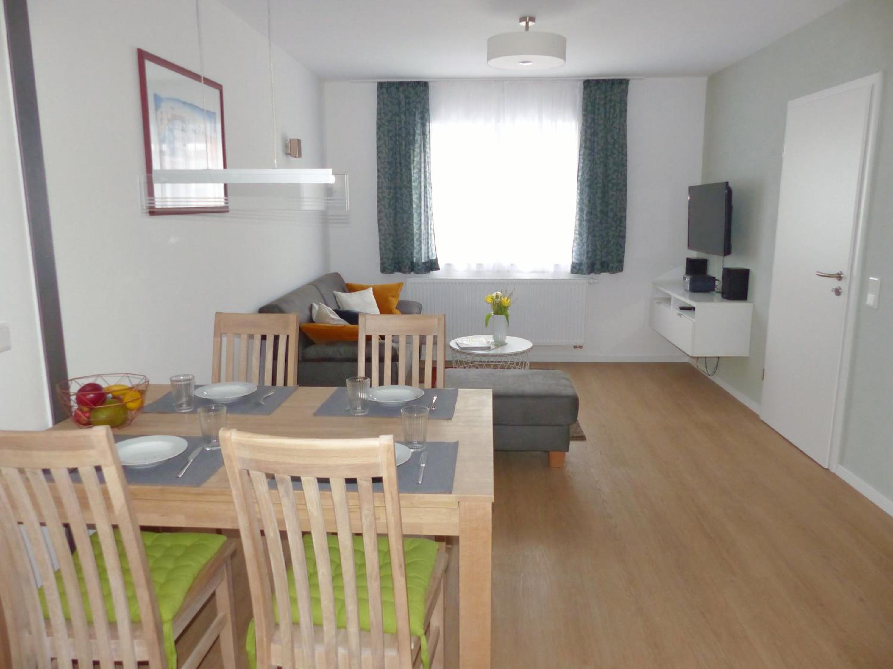 Apartment with Balcony photo 1