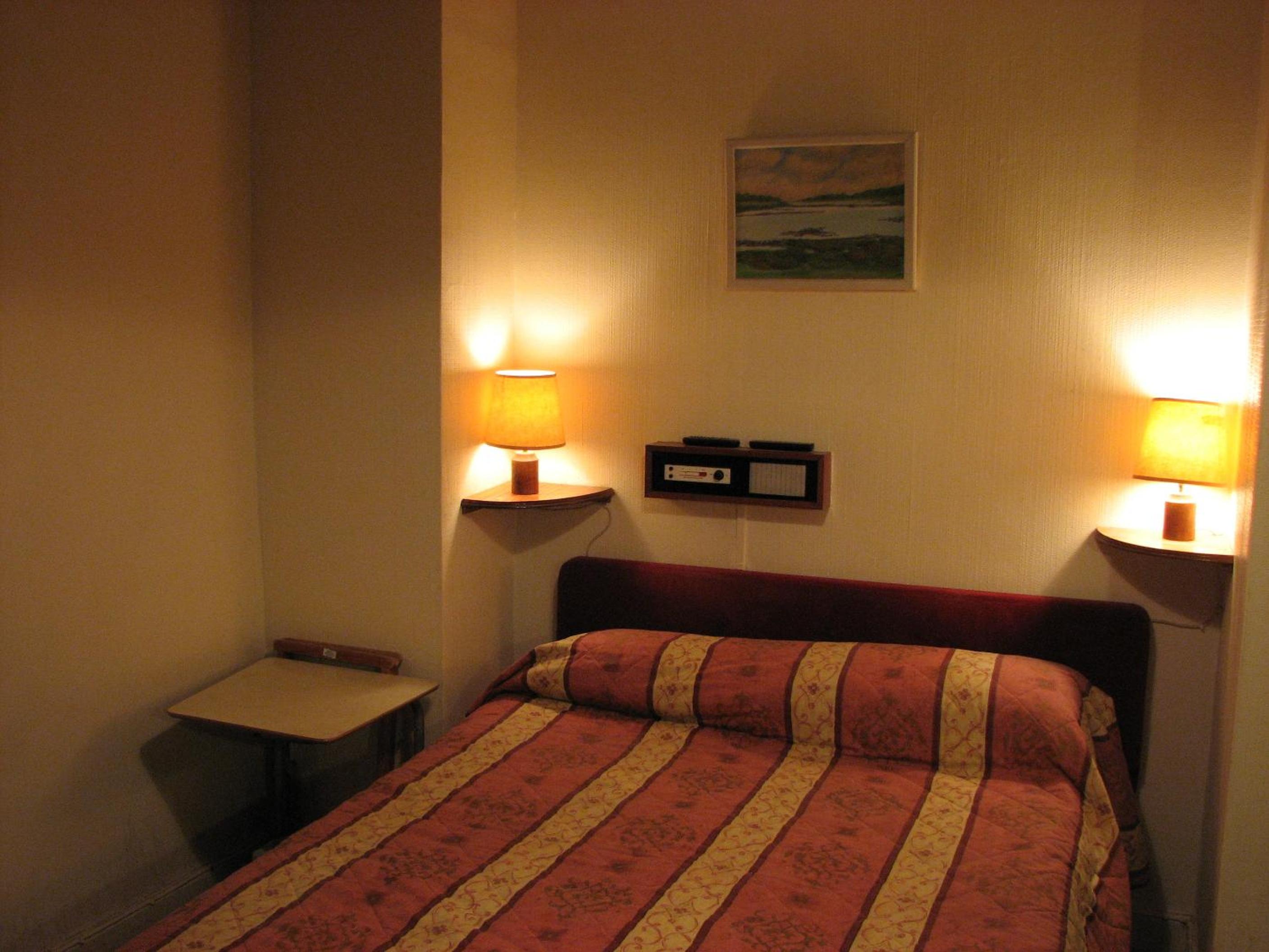 Double Room - Photo 3