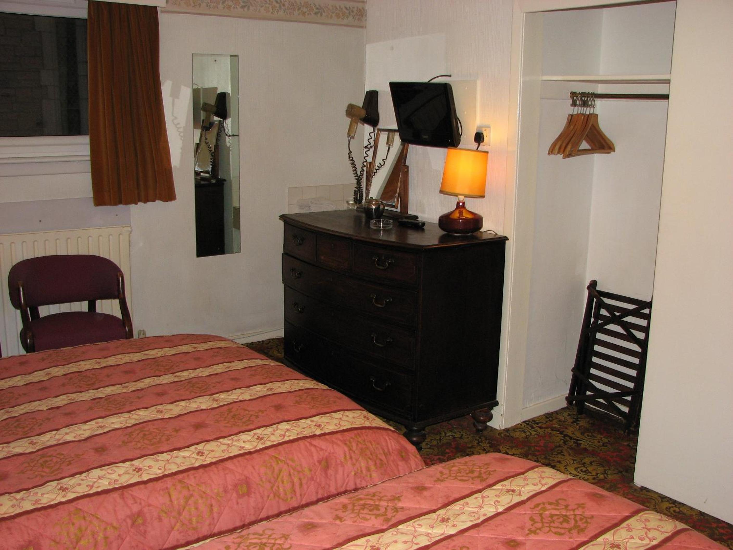 Basic Triple Room - Photo 3