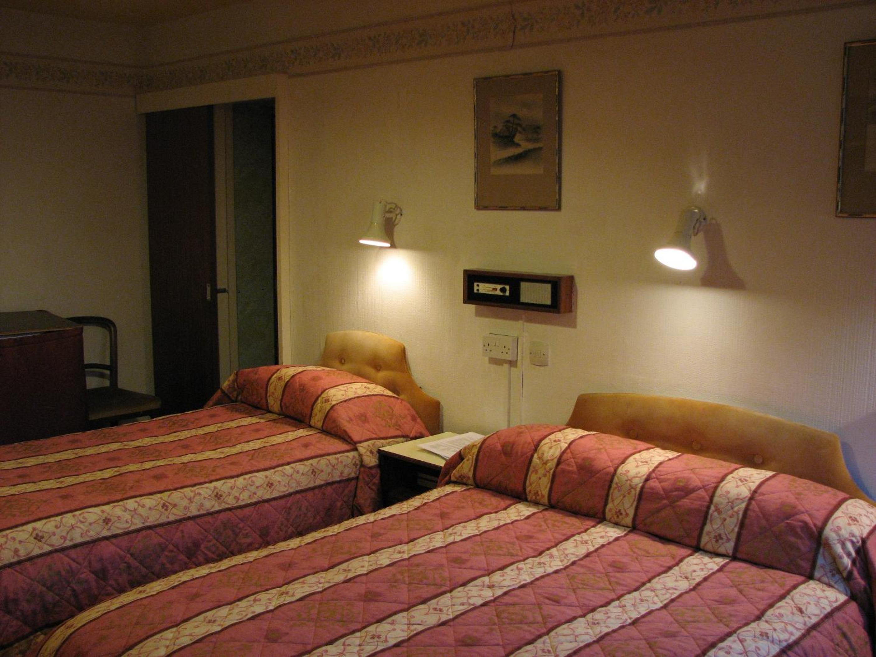 Basic Triple Room - Photo 2