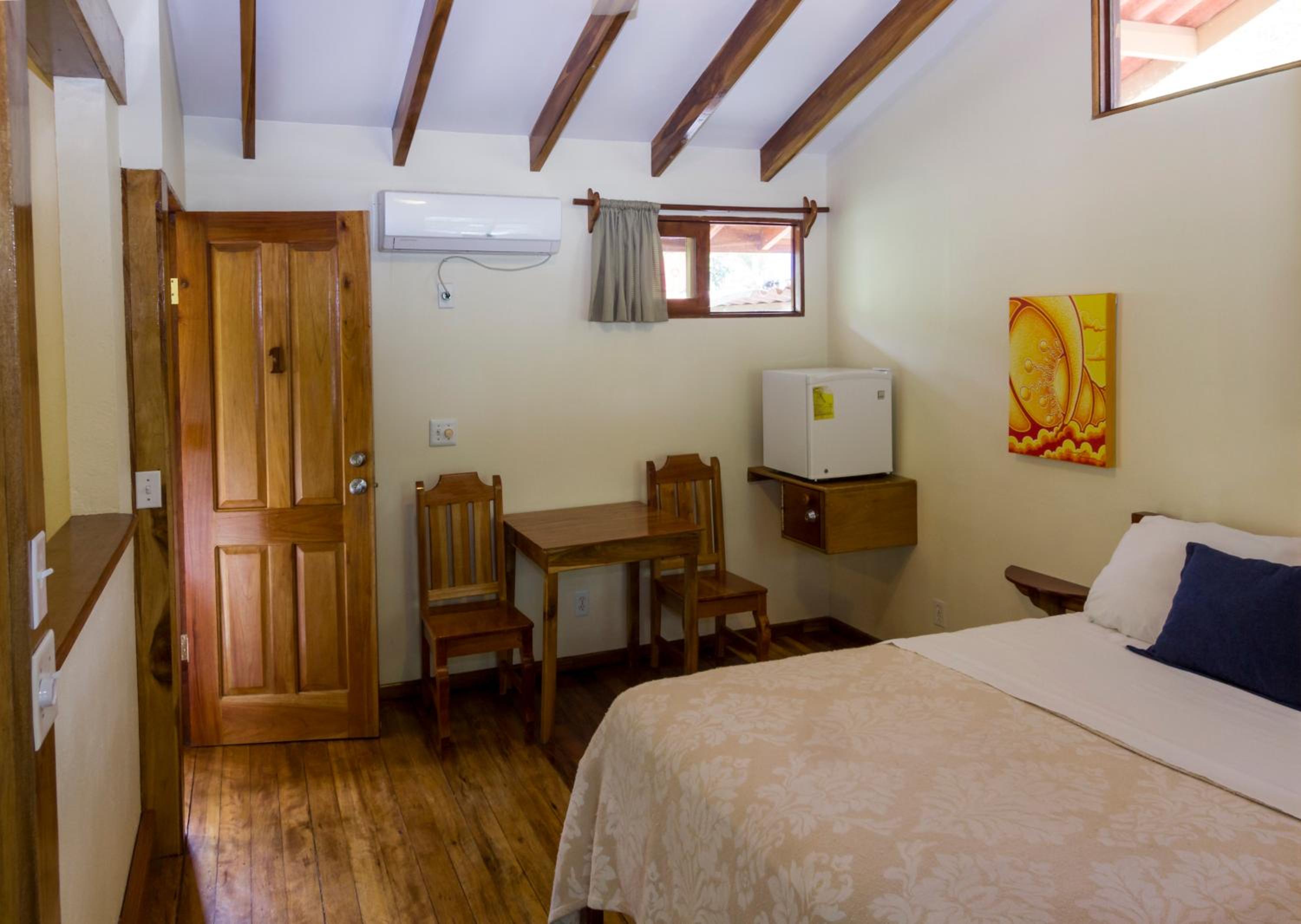 Double Room with Balcony and Sea View photo 3