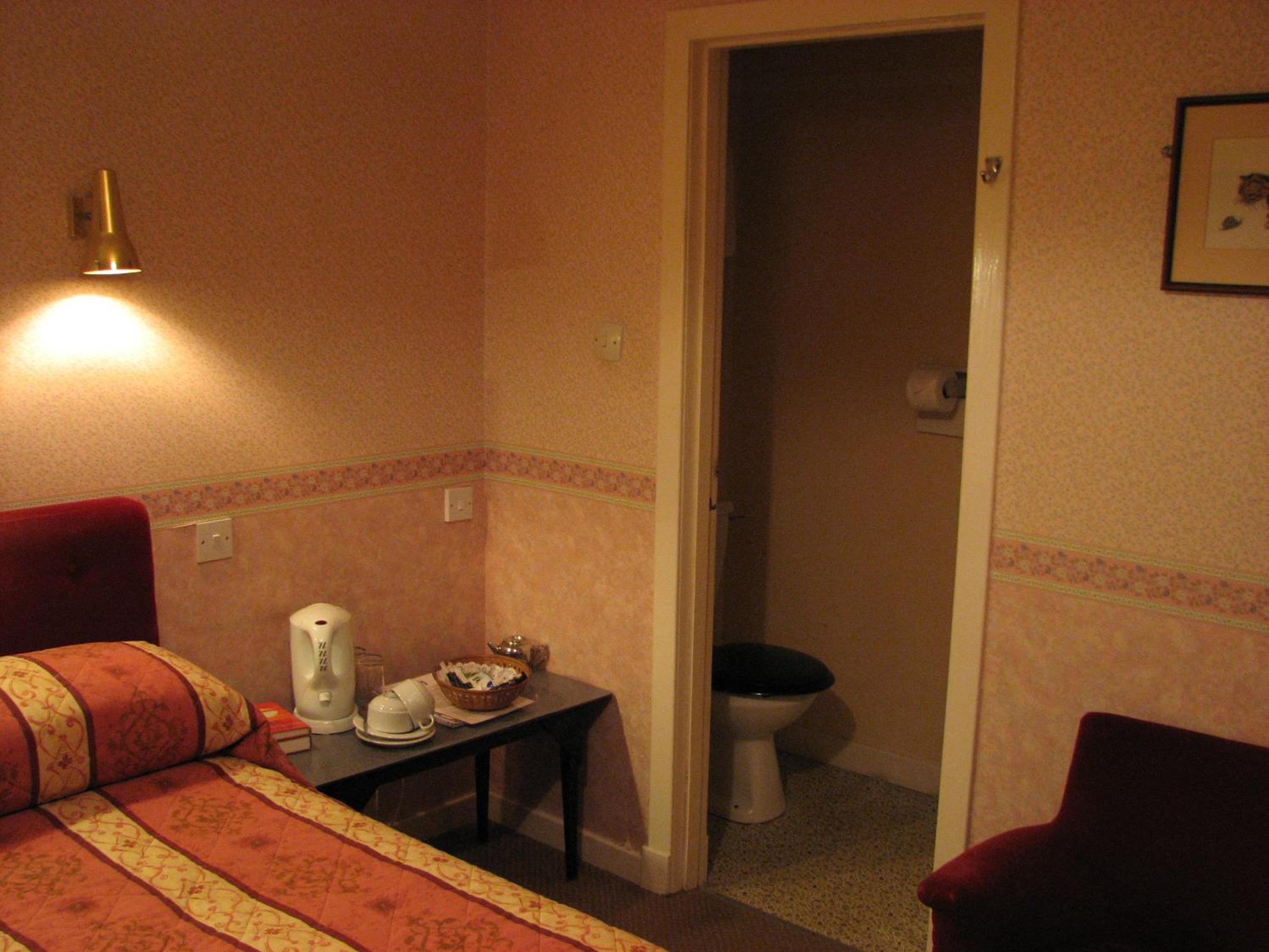 Double Room - Photo 2