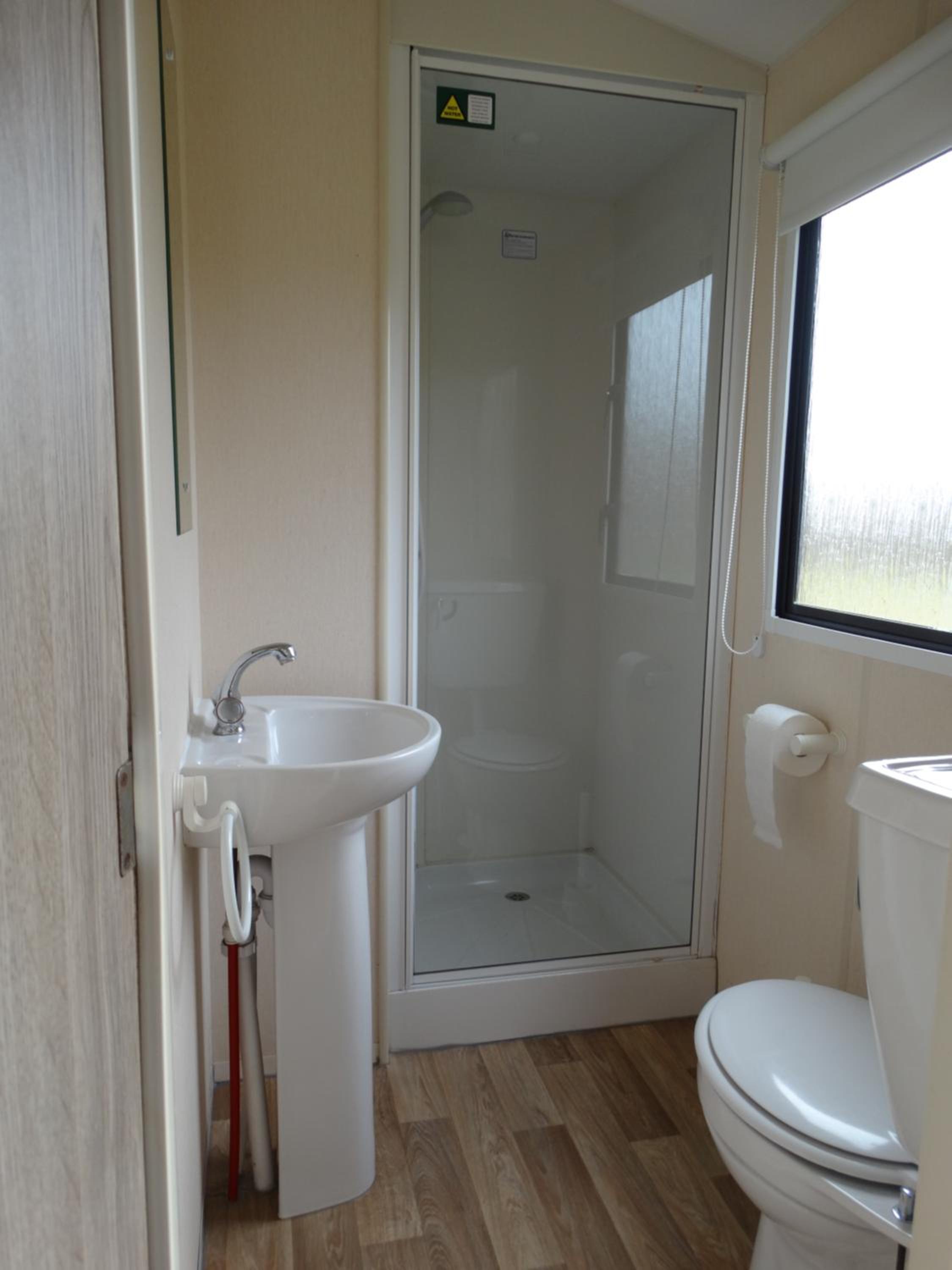 Two-Bedroom Chalet (2 Adults + 2 Children) photo 2