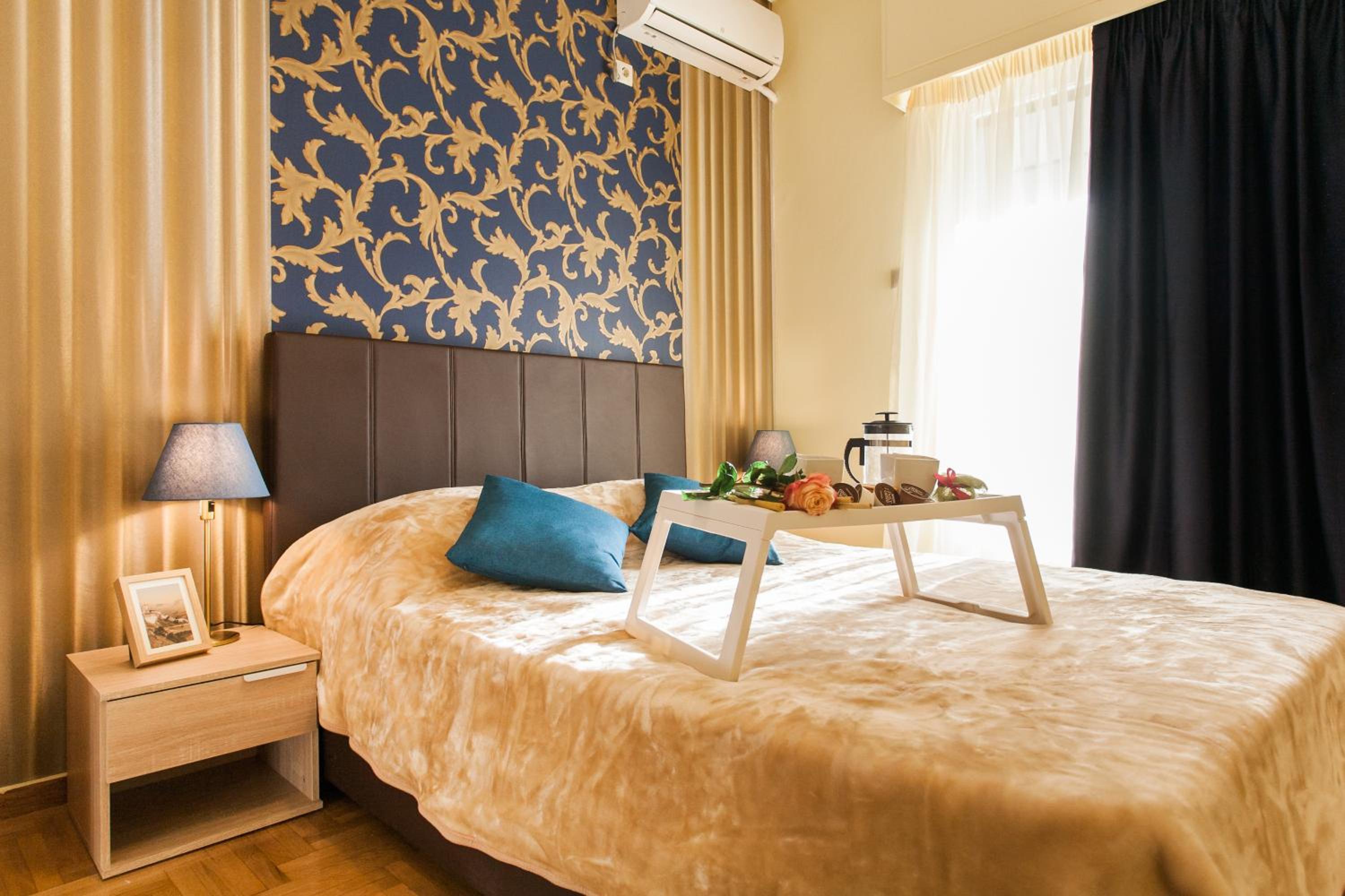 Double Or Twin Room With Shared Bathroom