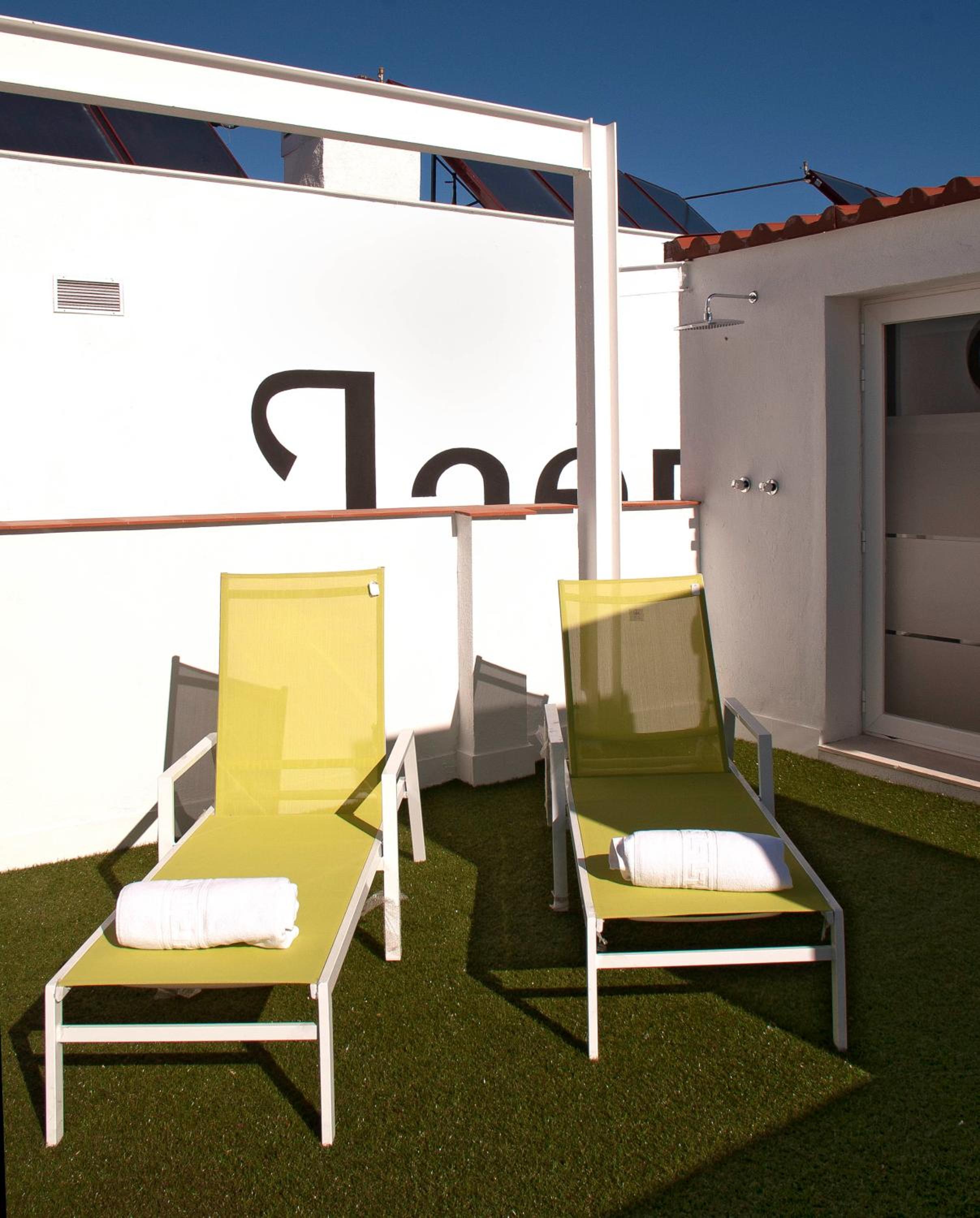 Double or Twin Room with Terrace