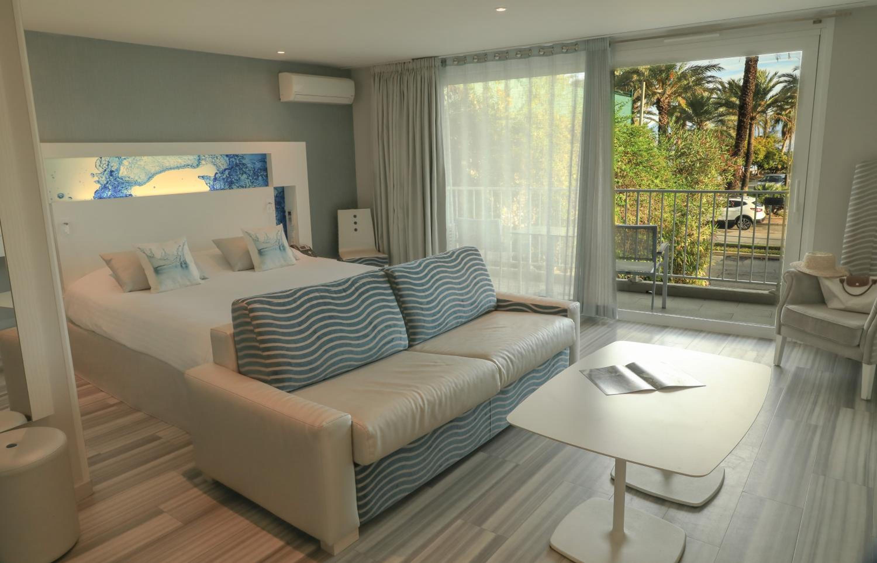 Suite with Sea View