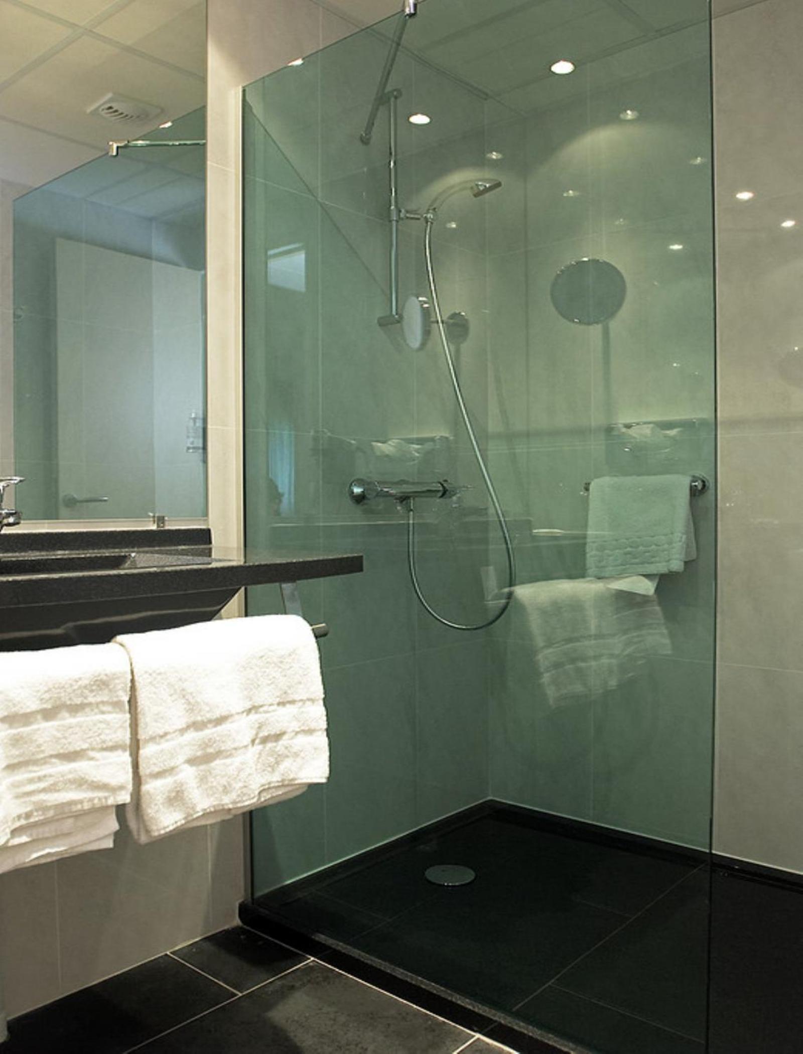 Twin Room - Photo 3