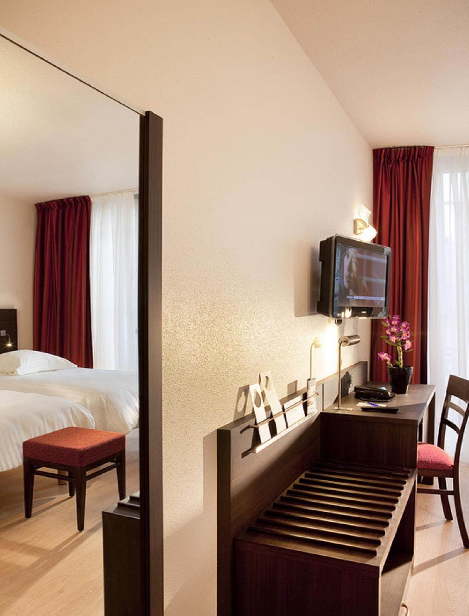 Double Room - Photo 4
