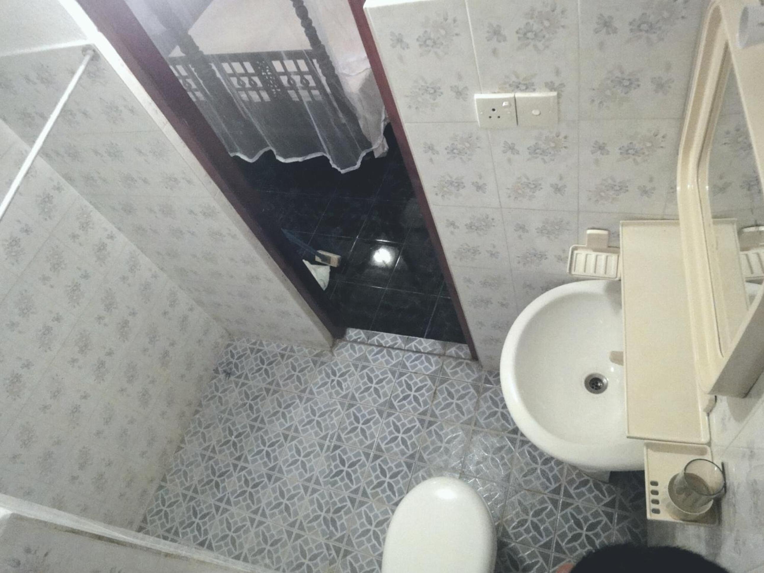 Deluxe Room - Photo 3