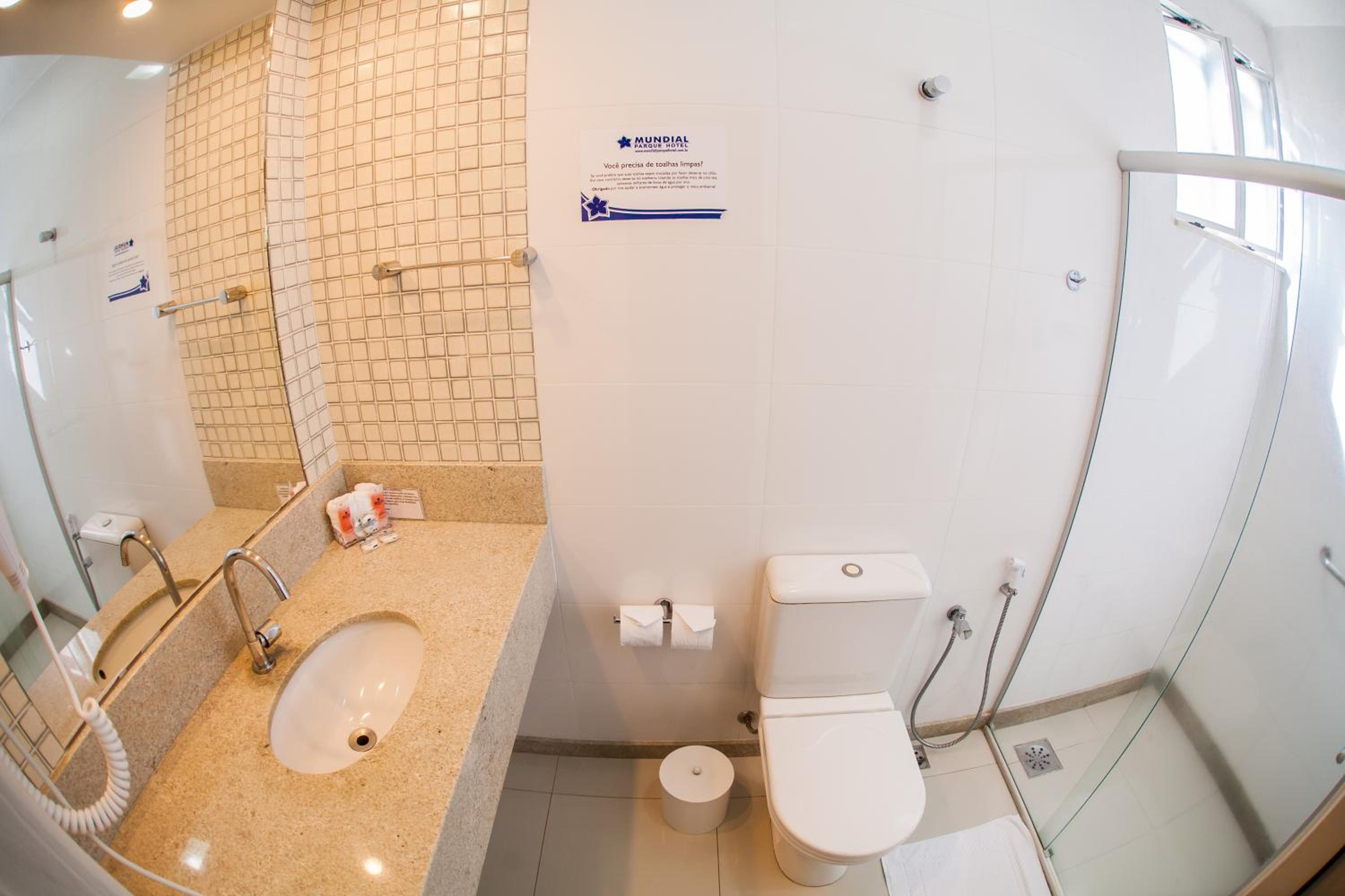 Deluxe Double Room with Balcony photo 3