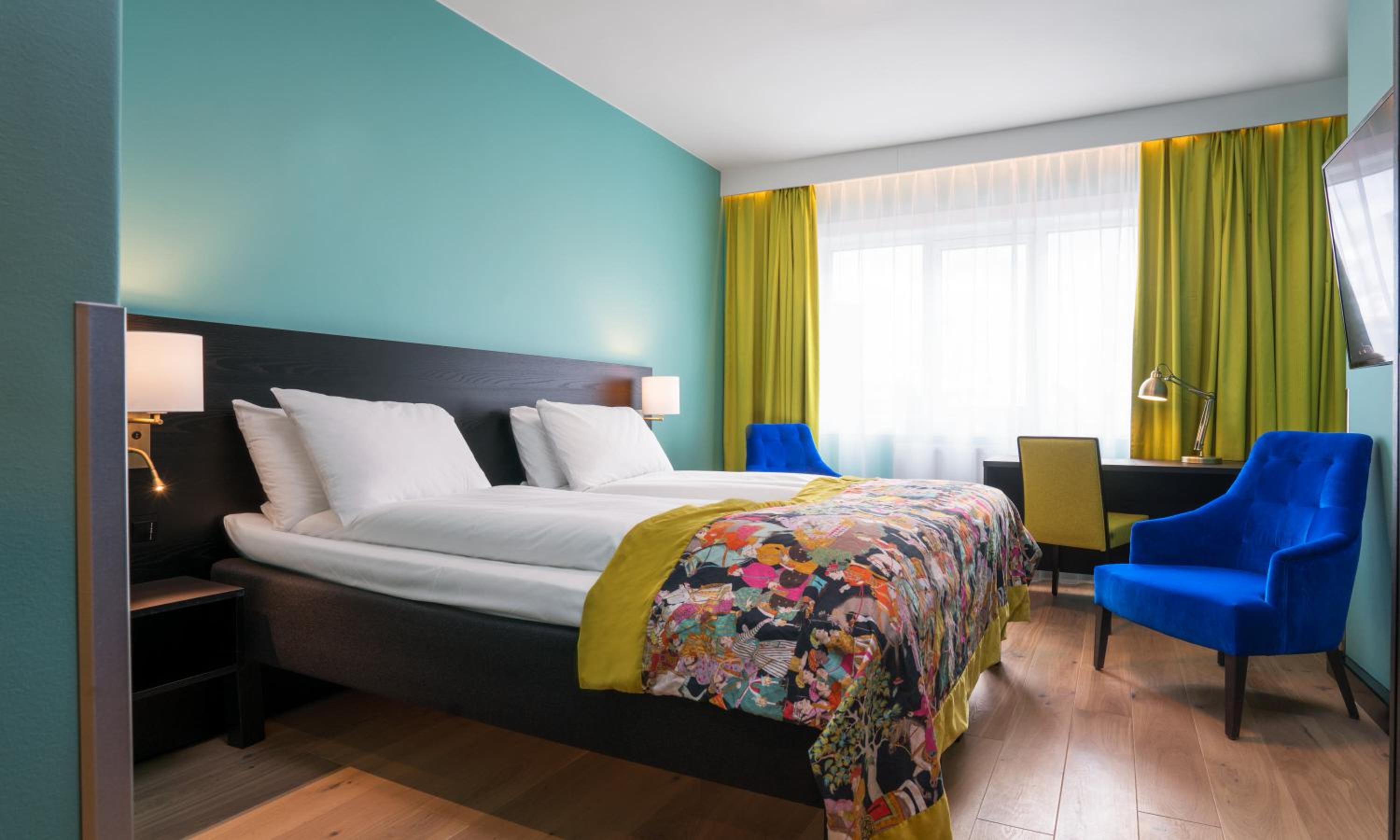 Standard Twin Room - Photo 8