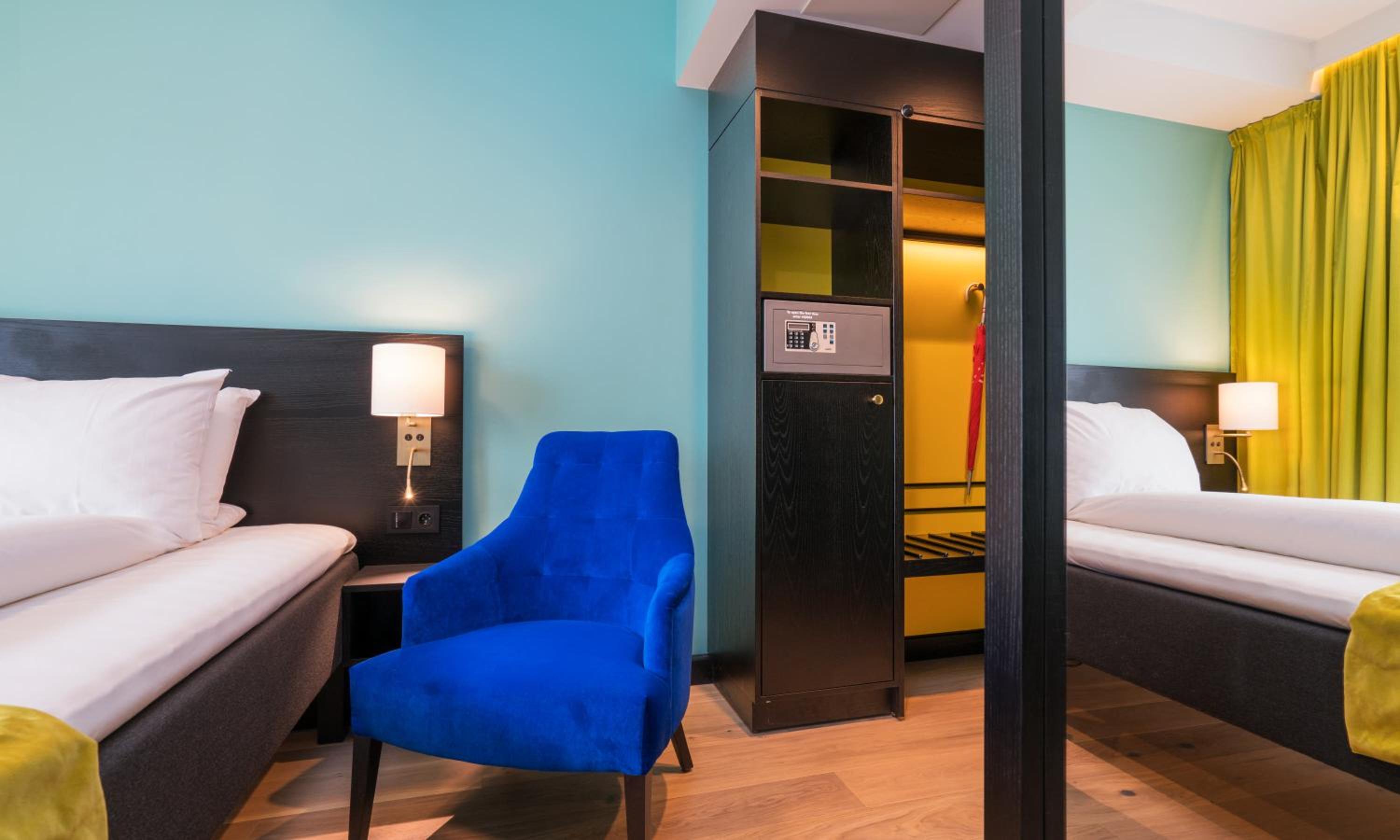 Standard Double Room - Photo 8