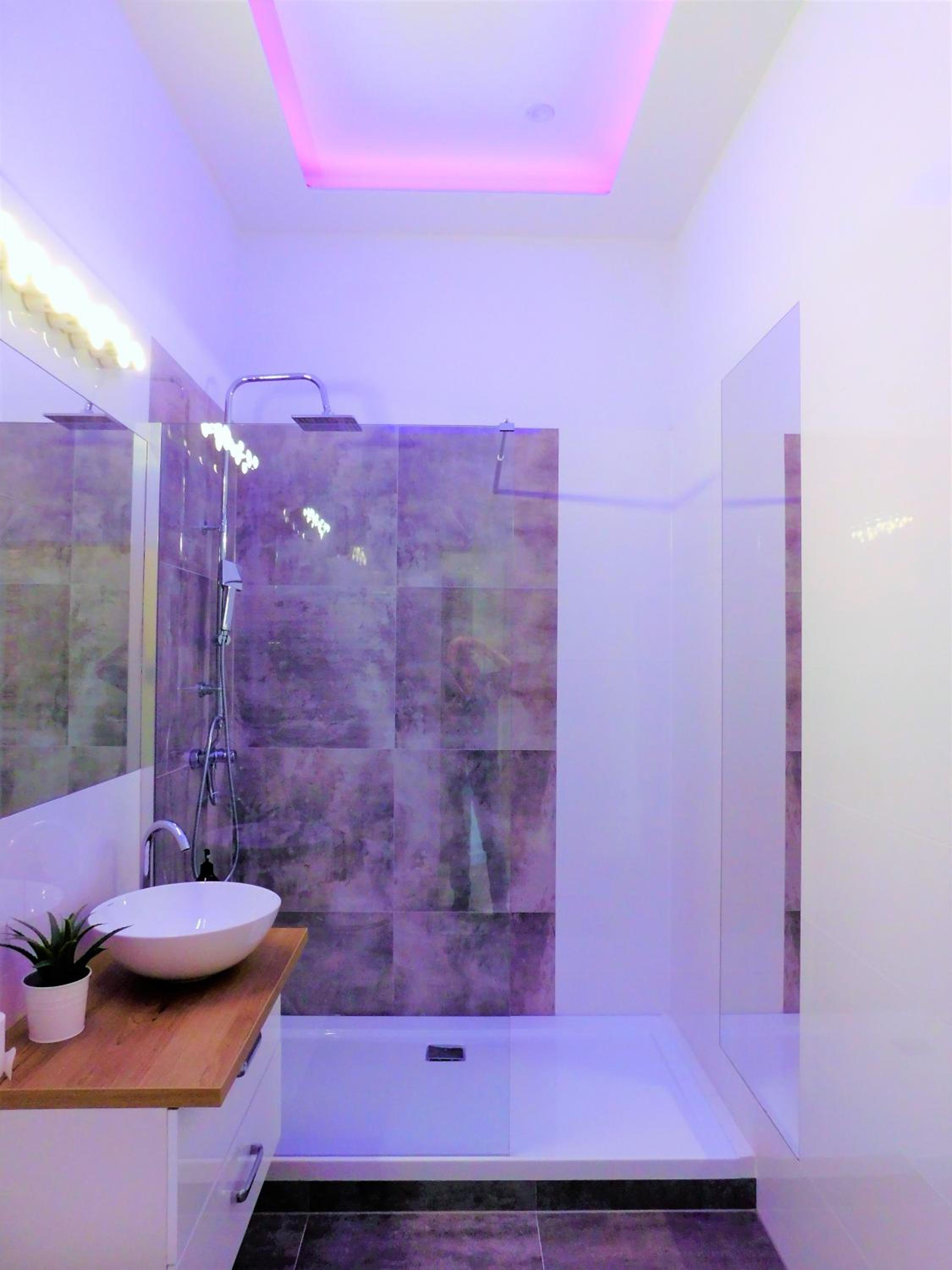 Apartment - Photo 2