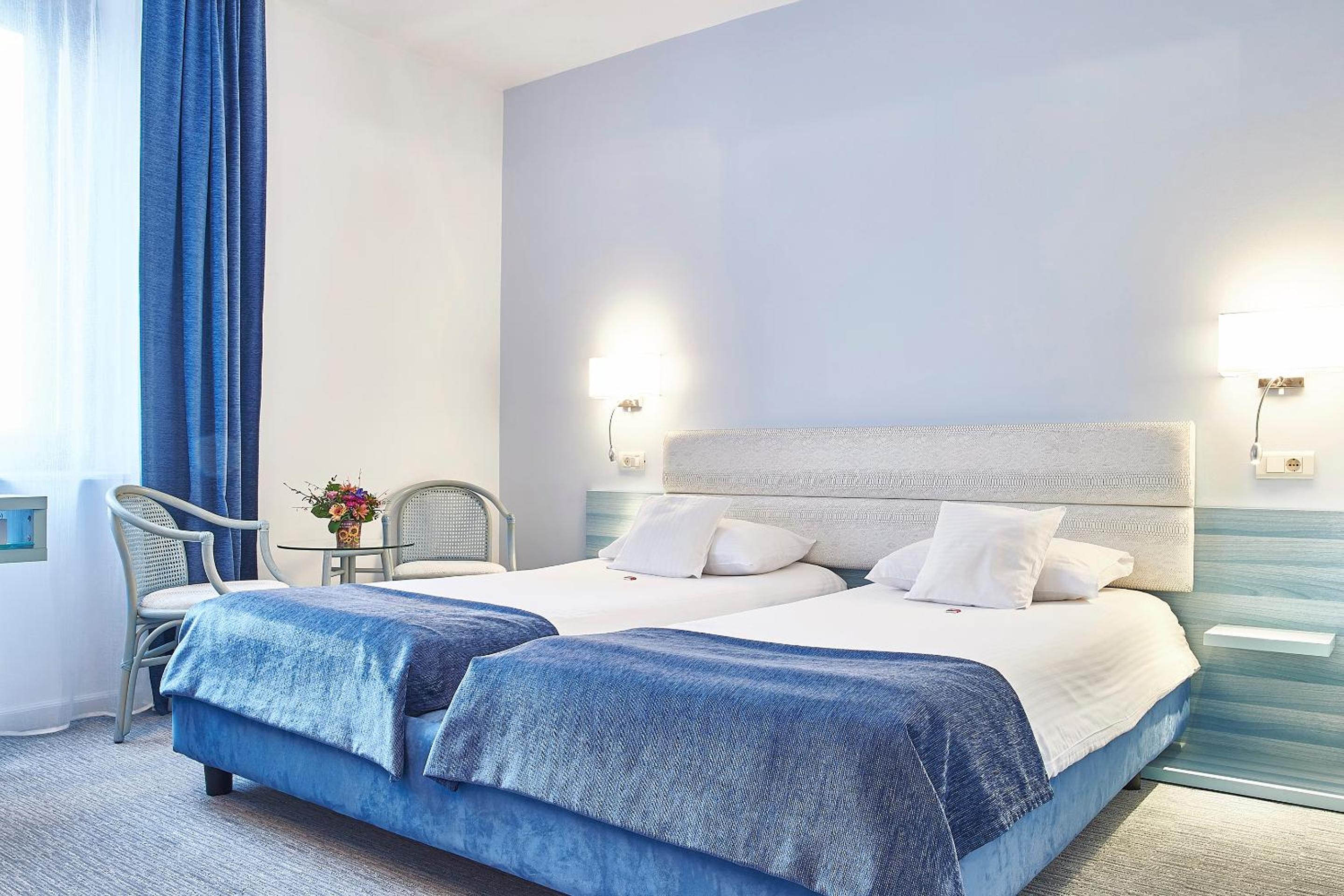 Standard Twin Room photo 1