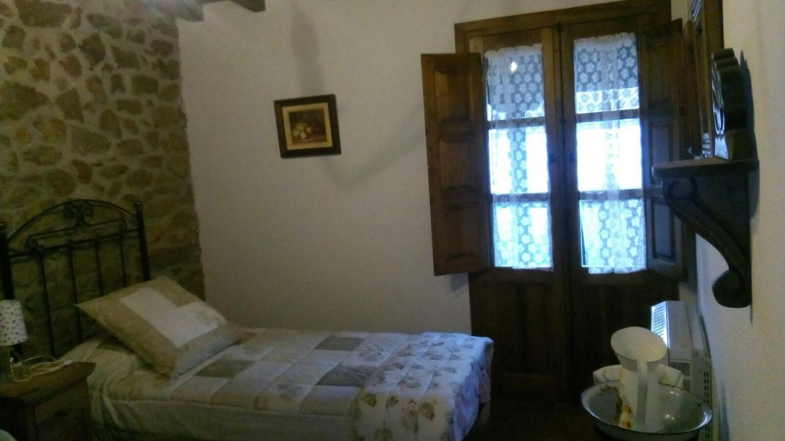 Casa de cuatro habitaciones