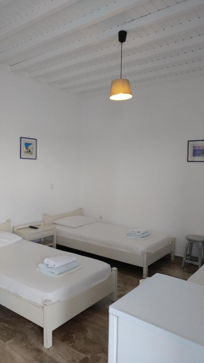 Triple Room without Kitchenette photo 3
