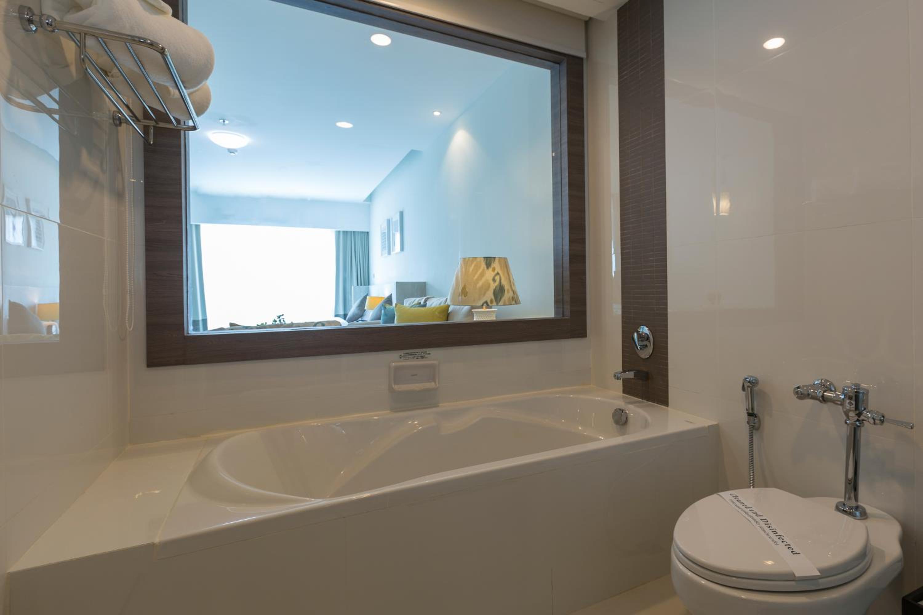 Studio Suite - Photo 6