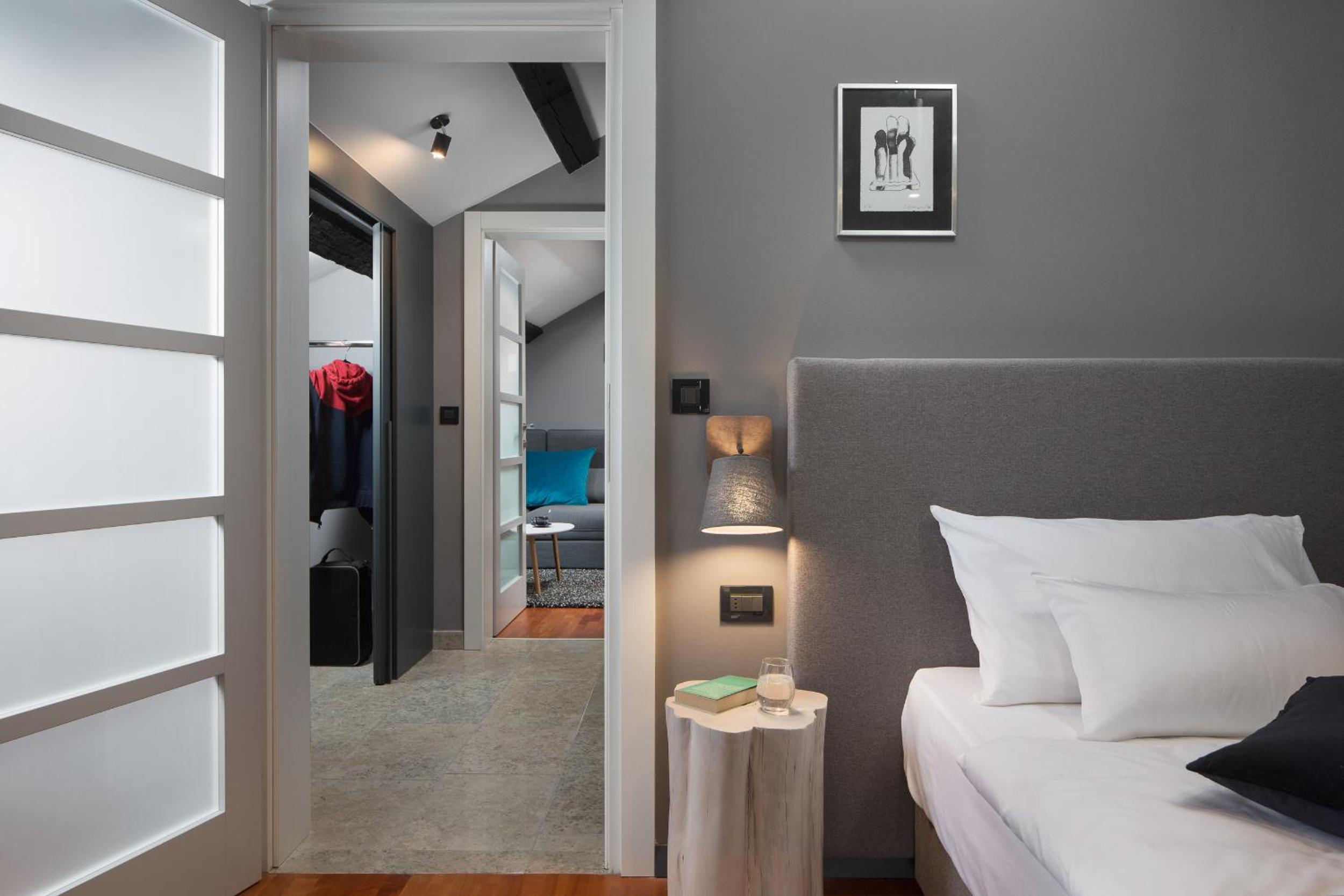 Deluxe Double or Twin Room - Photo 3