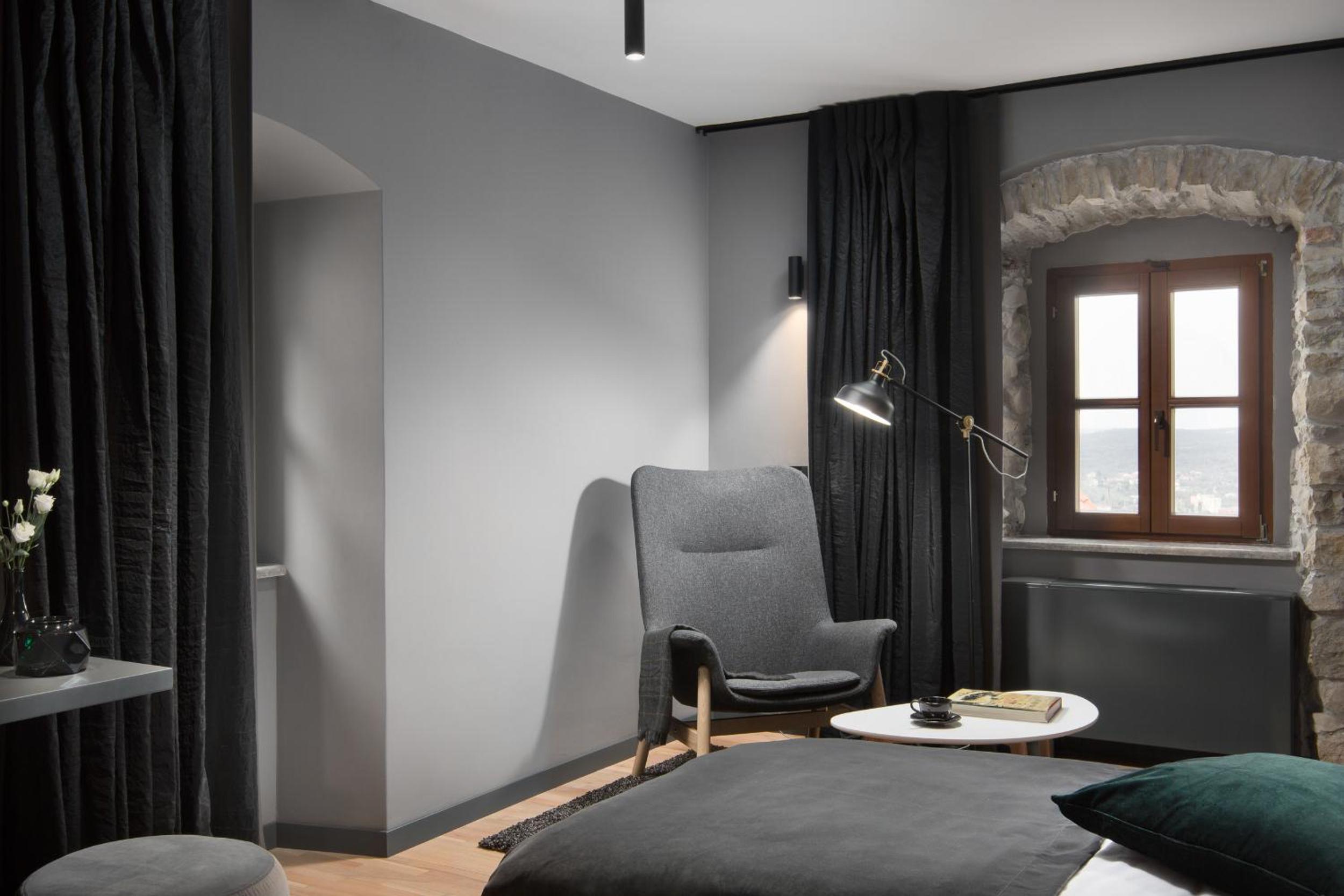 Deluxe Double or Twin Room photo 3