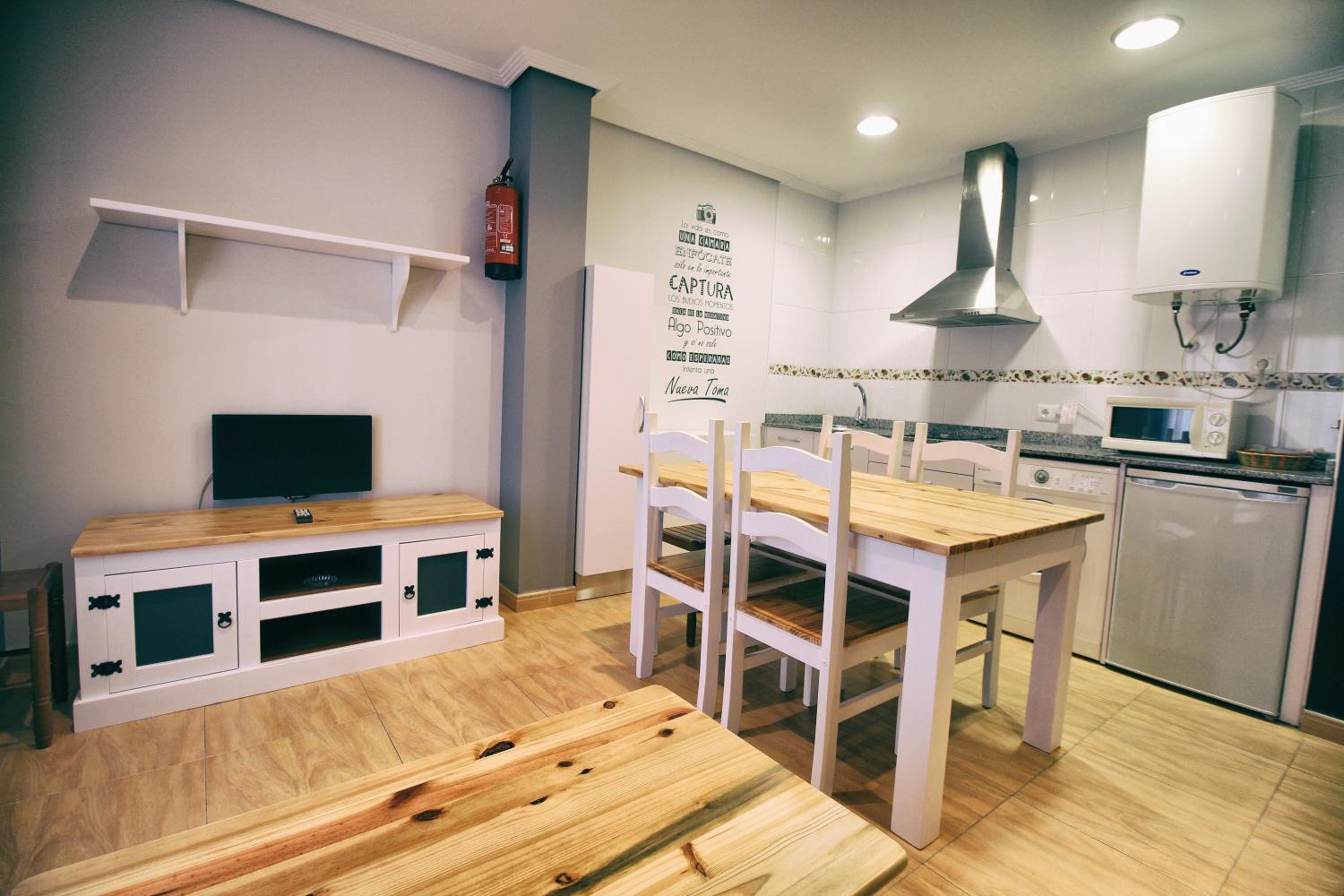 One-Bedroom Apartment (2 - 3 Adults) photo 3