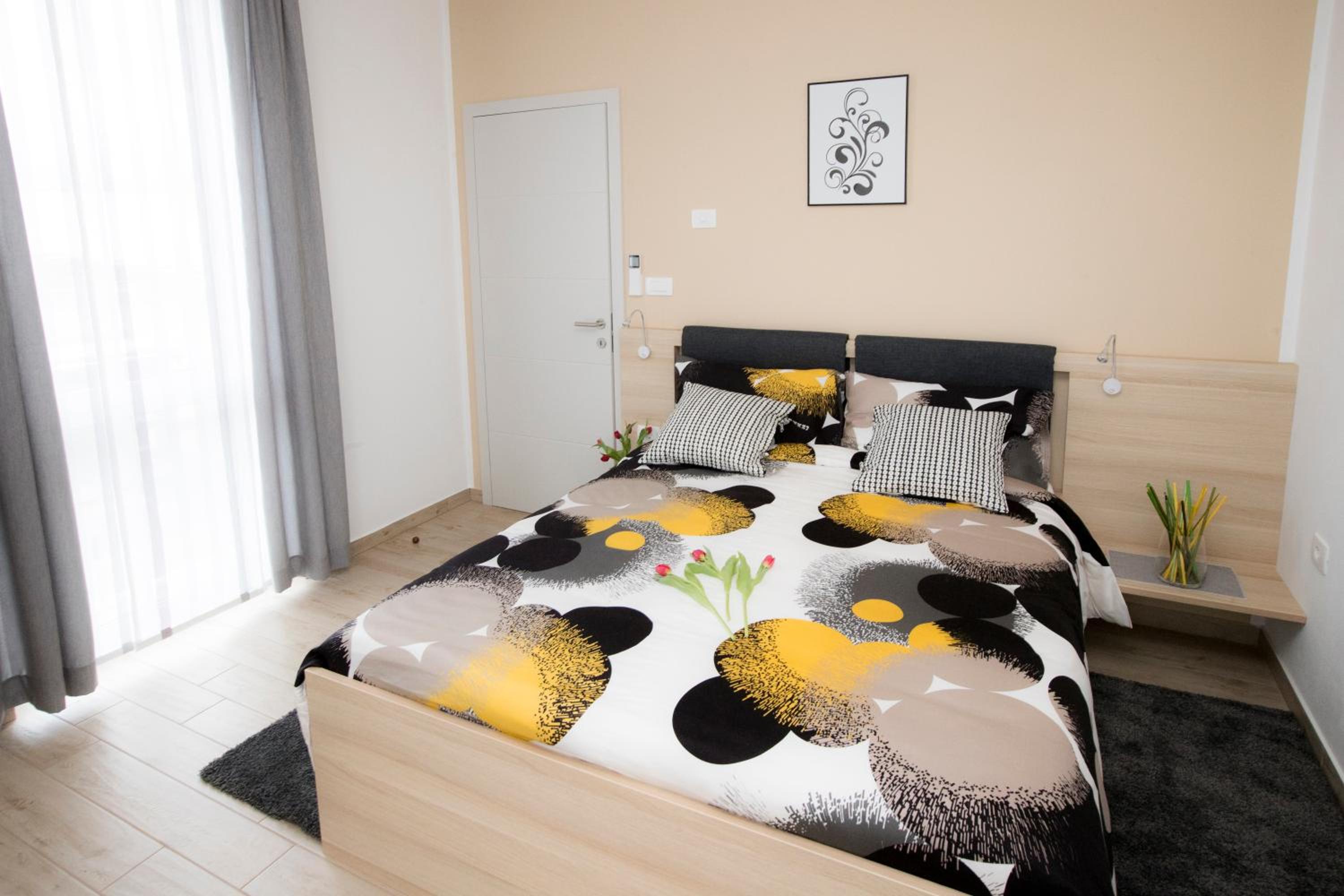 Studio Apartment photo 2