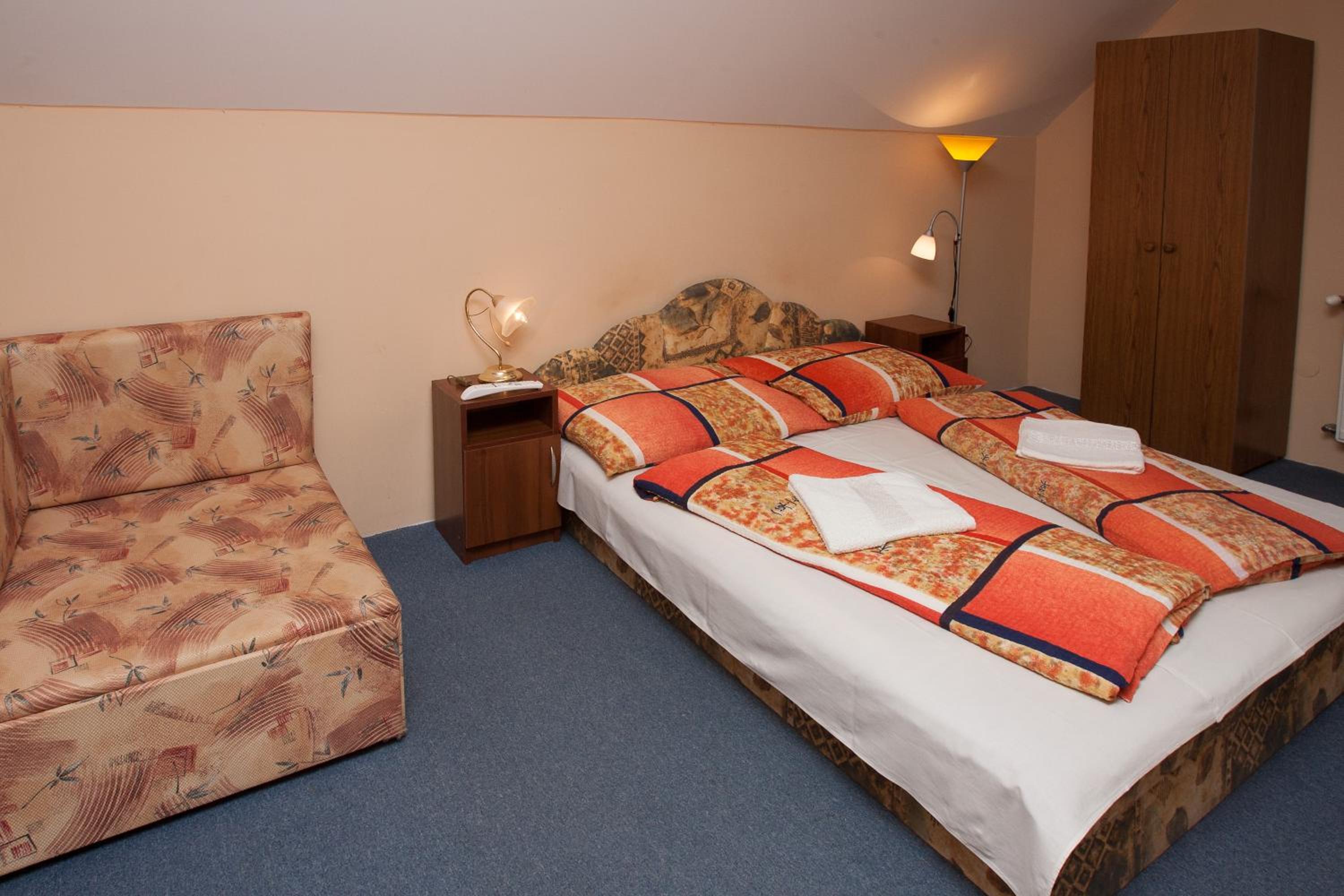Double Room photo 3