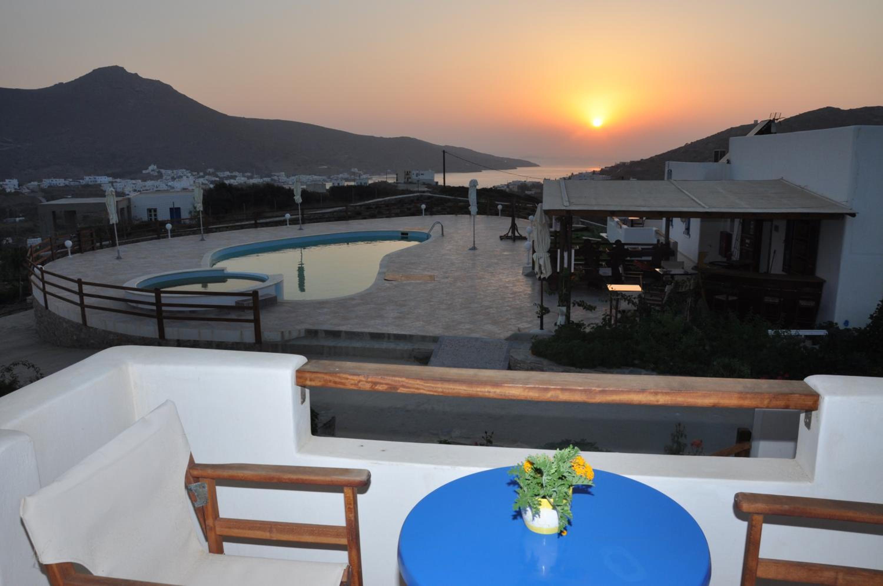 Studio with Sea View (2 Adults) - Photo 7