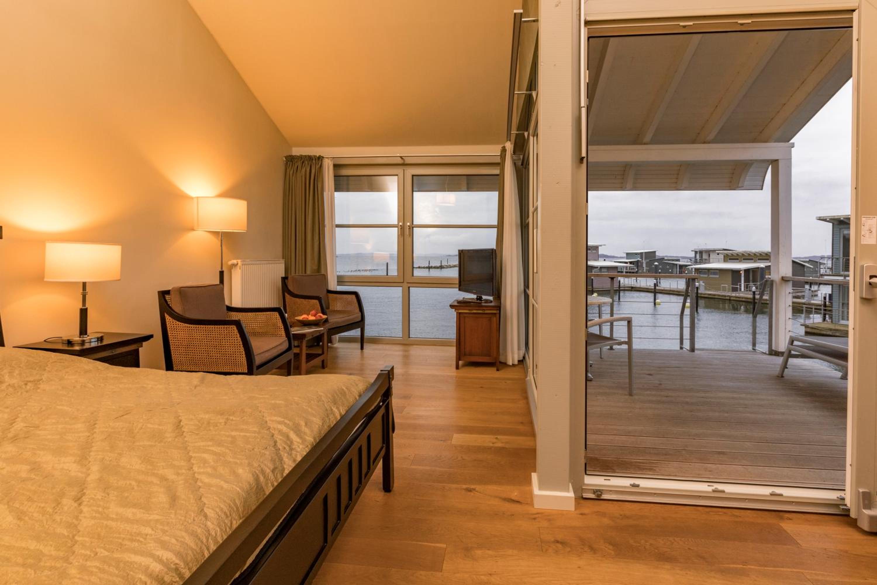 Junior Suite - Stilt House