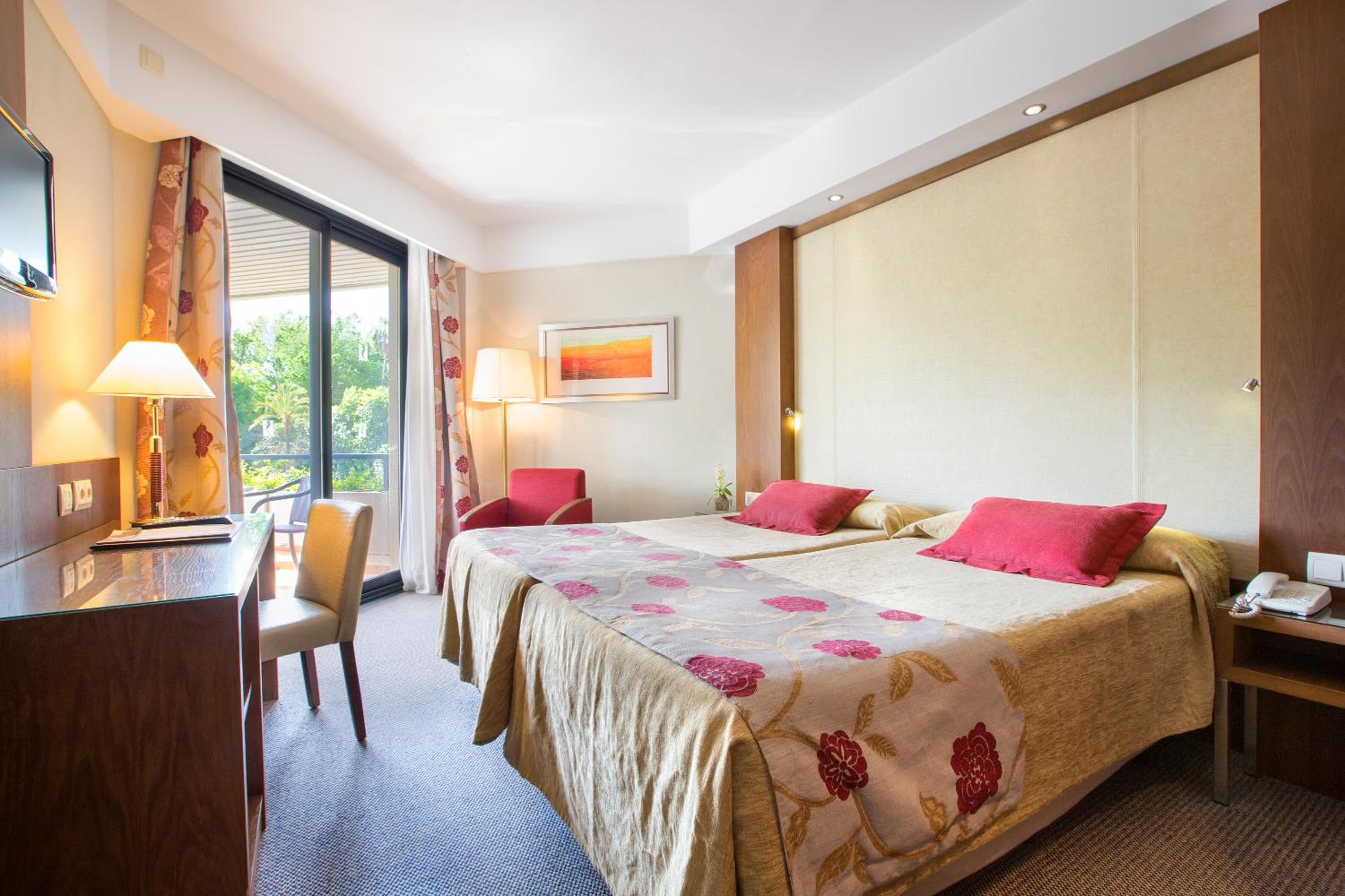 Twin Room (2 Adults) - Photo 1