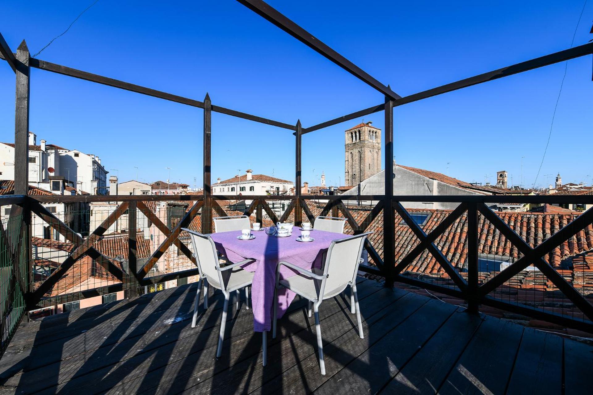 Apartment with Terrace photo 2