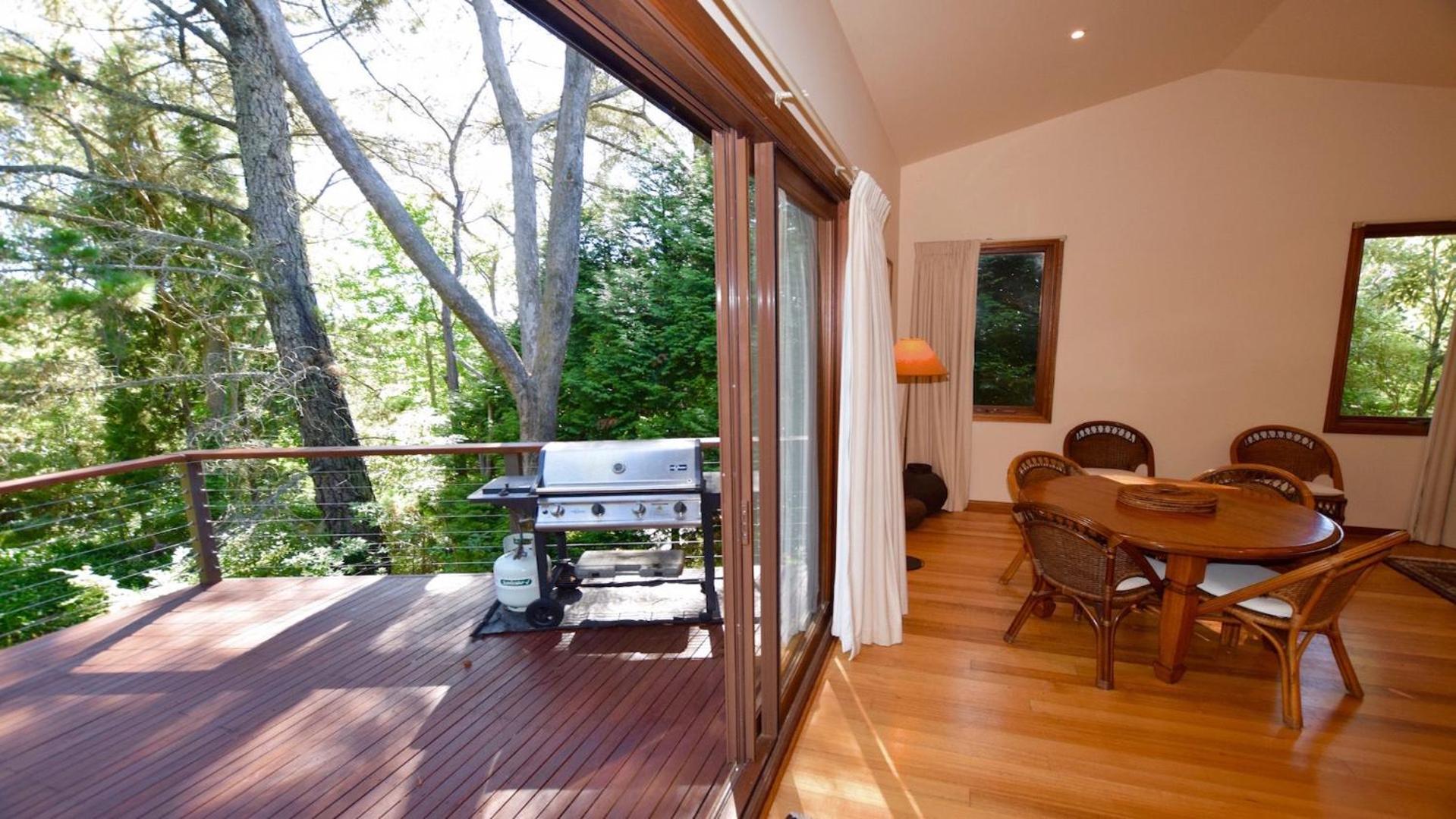 Three-Bedroom Vacation Home  photo 2