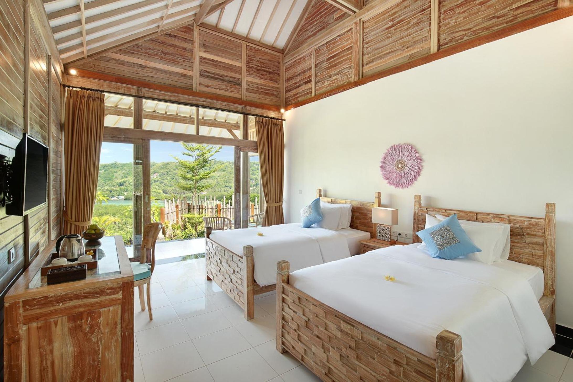 Special Deal - Deluxe Suite With Seaview photo 3