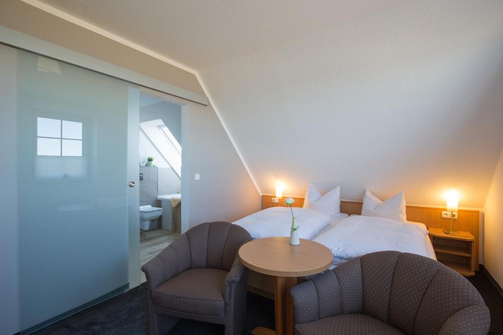Double Room with Sea View photo 3