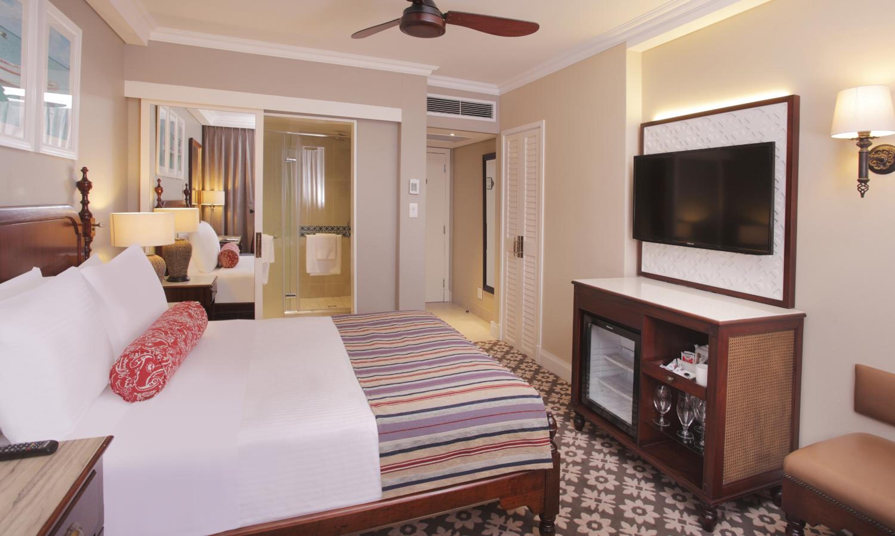 Executive Room 1 King Non Smoking