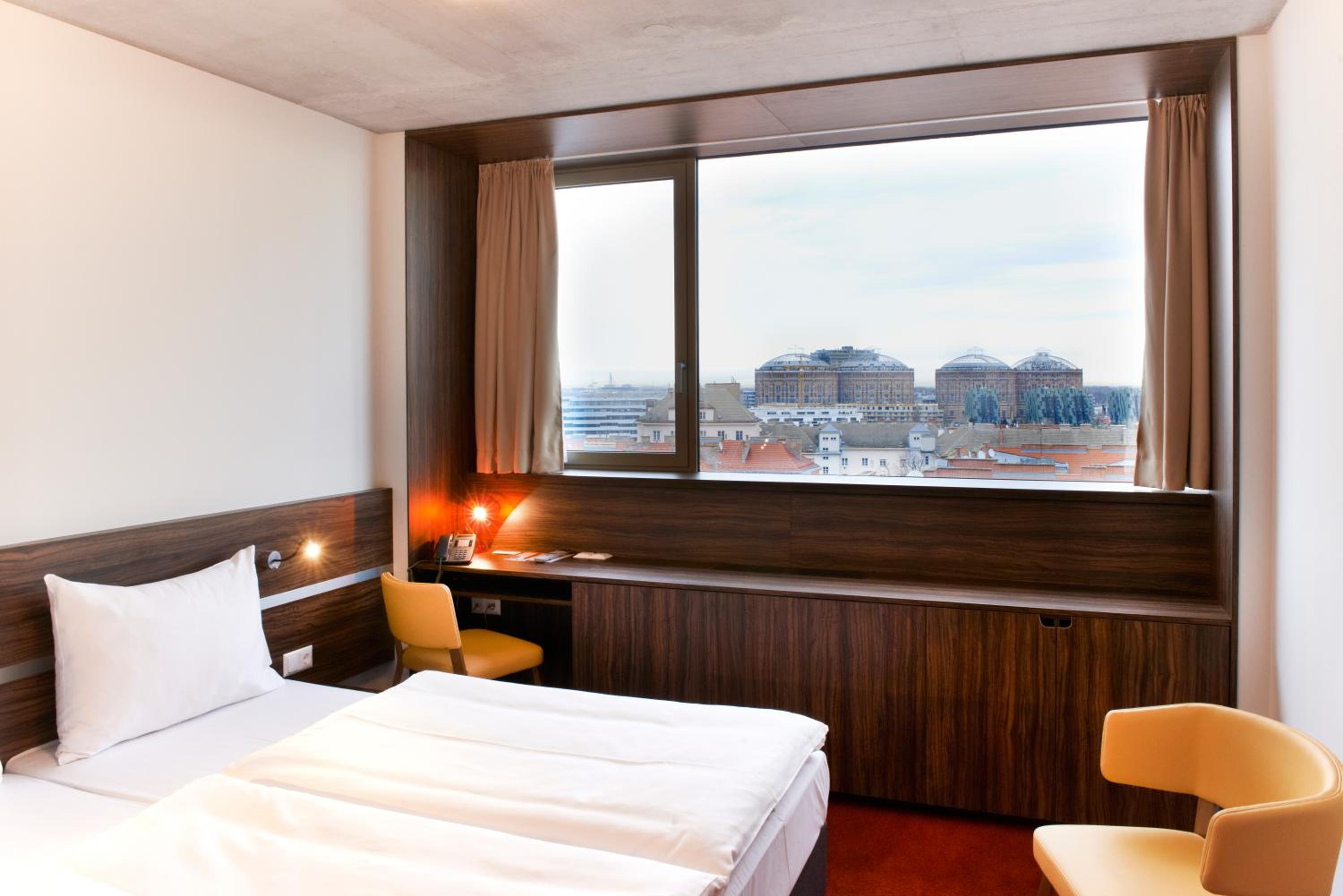 Comfort Twin Room photo 1