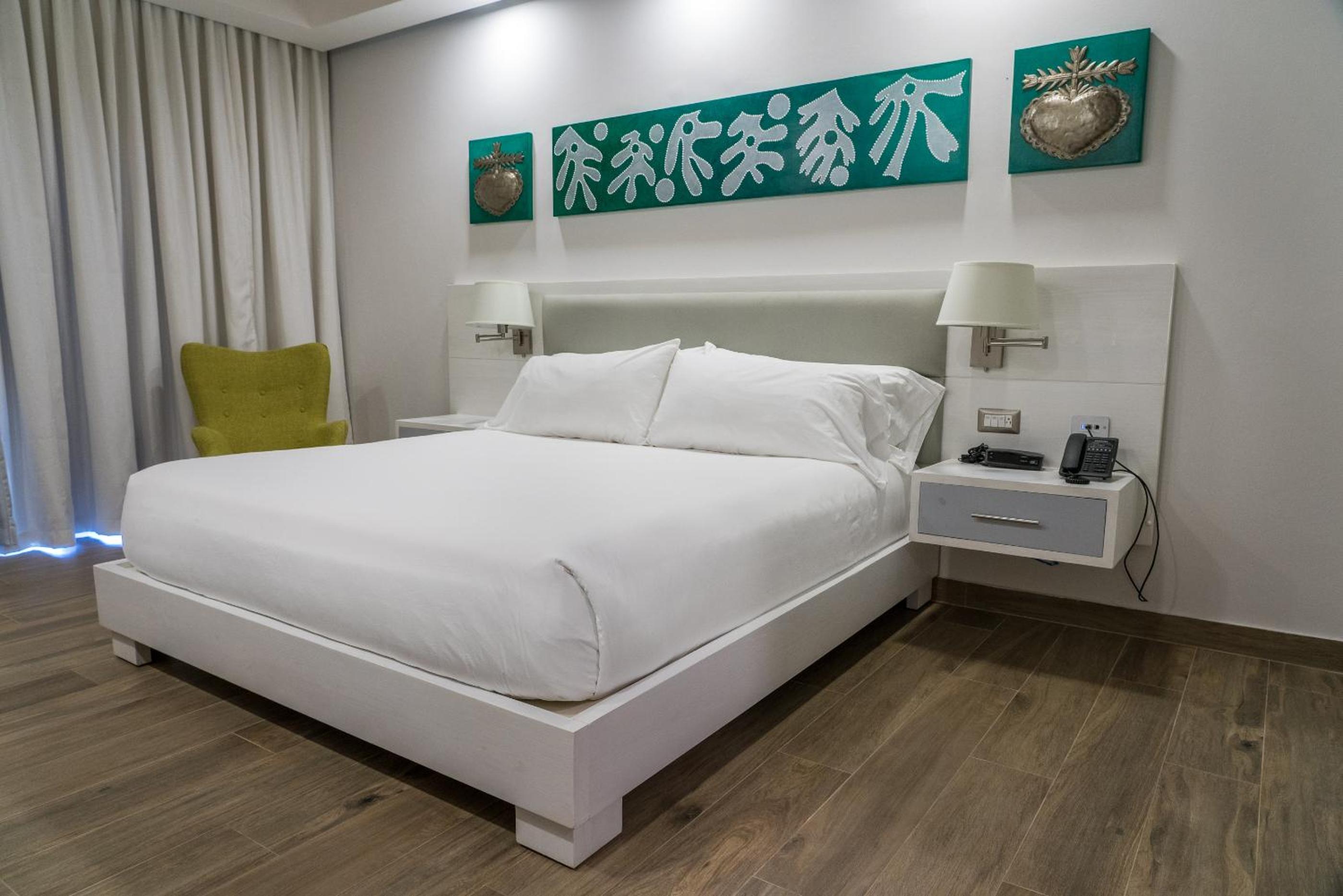 Queen Room