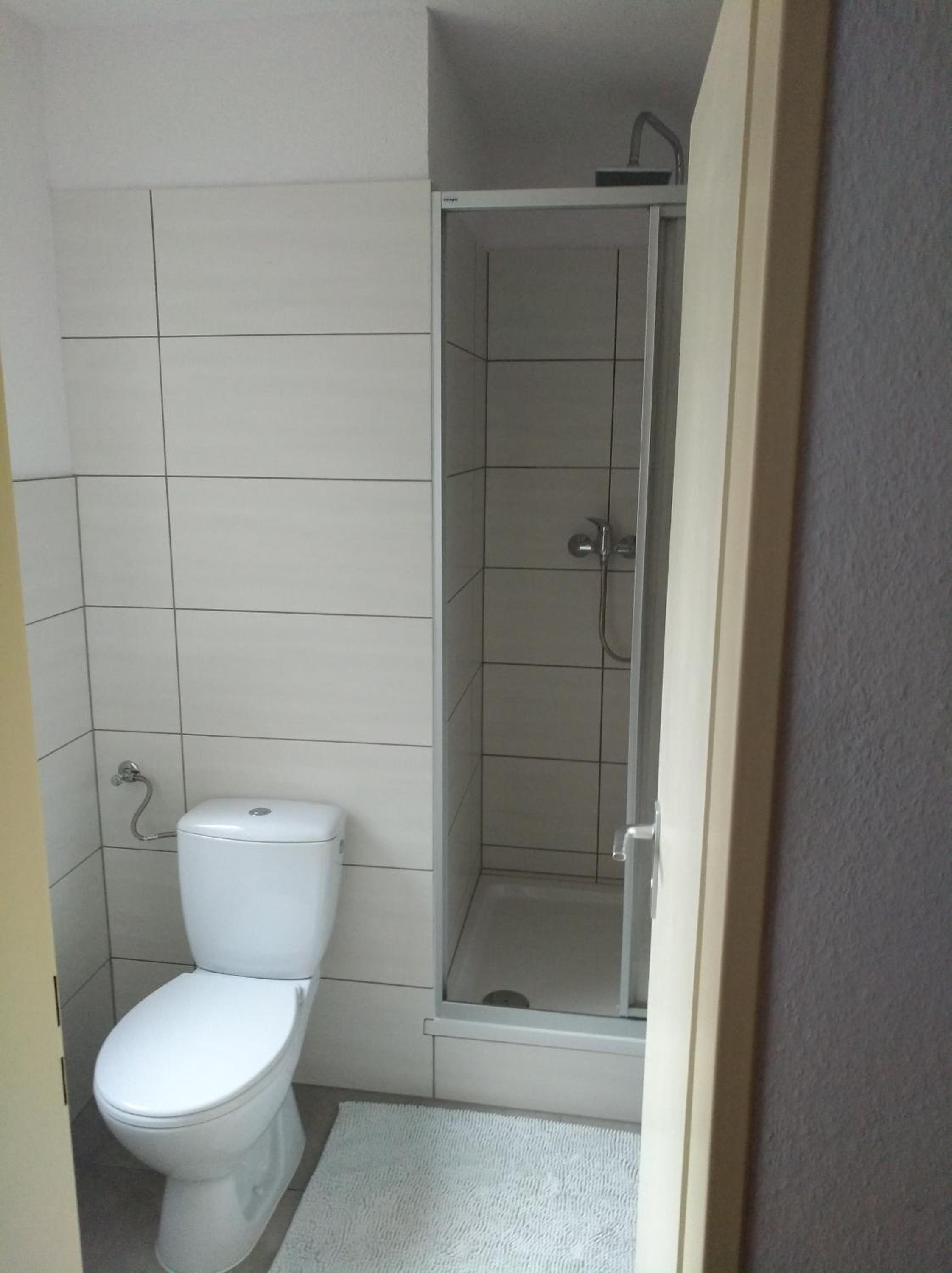 Double Room - Photo 13
